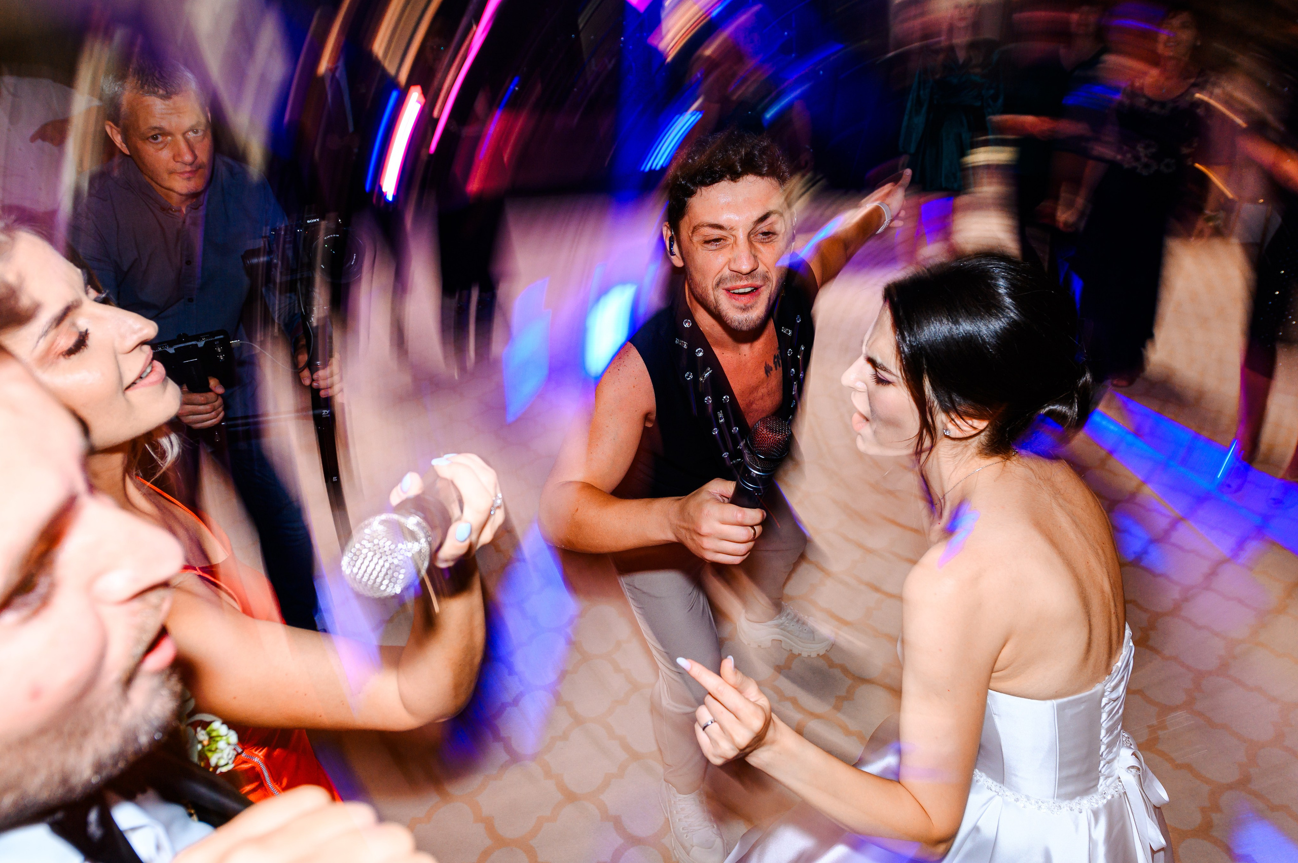 Madalina & Ovidiu. Mugurel Olteanu Fotograf