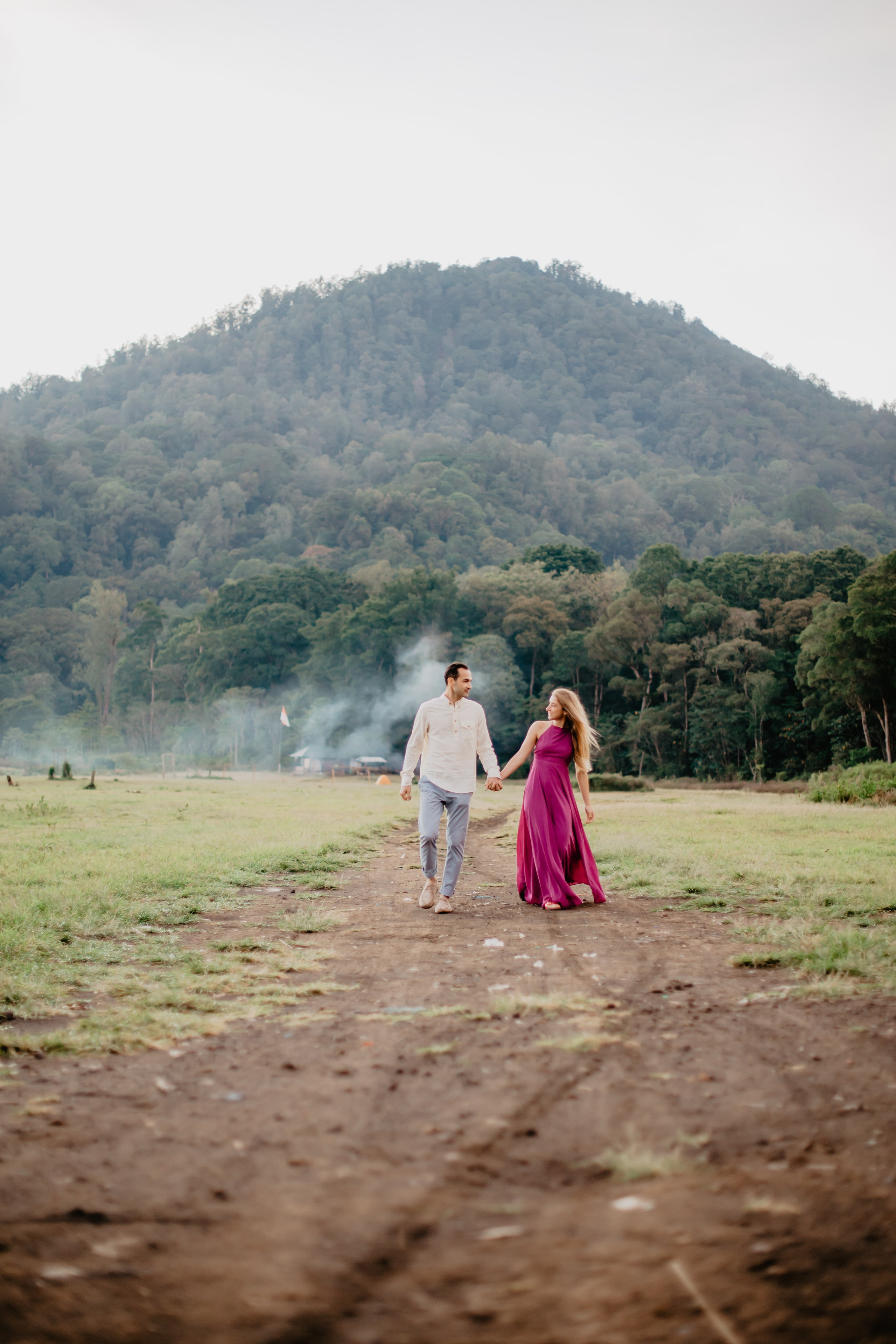 Honeymoon photo shoot in Bali. Female Photographer in Bali