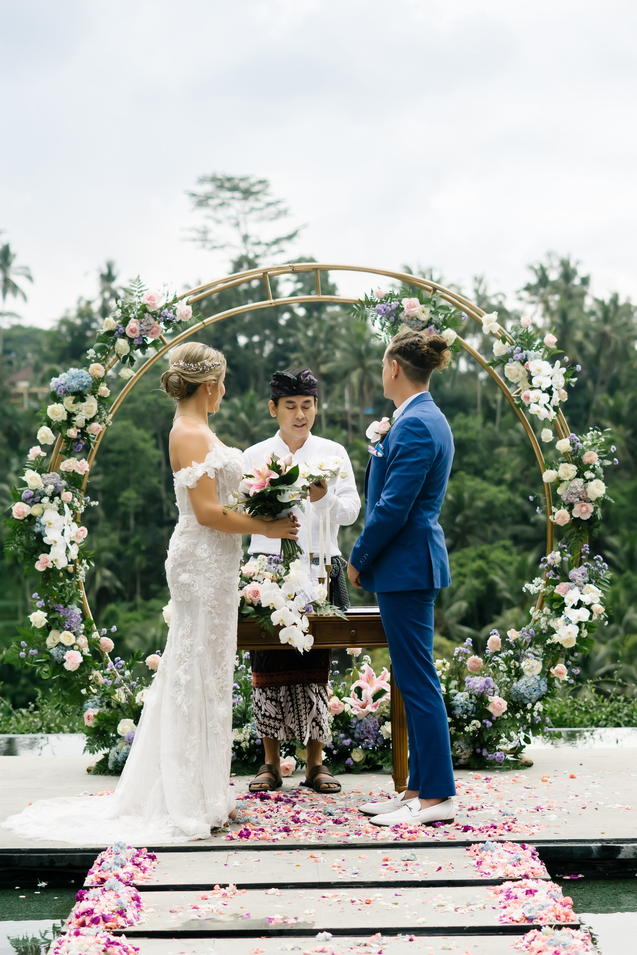 Jamie & Jordan. Female Photographer in Bali