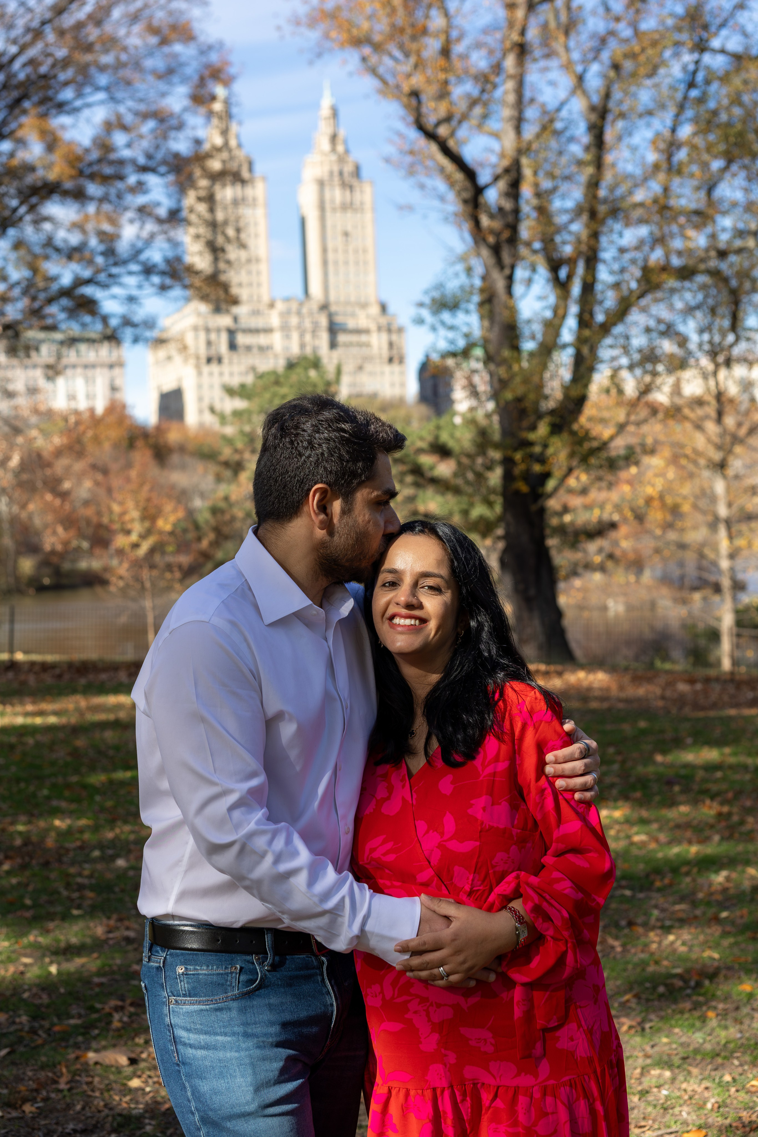 Central Park Maternity Portraits. Family, lifestyle, and commercial photography in New York and New Jersey