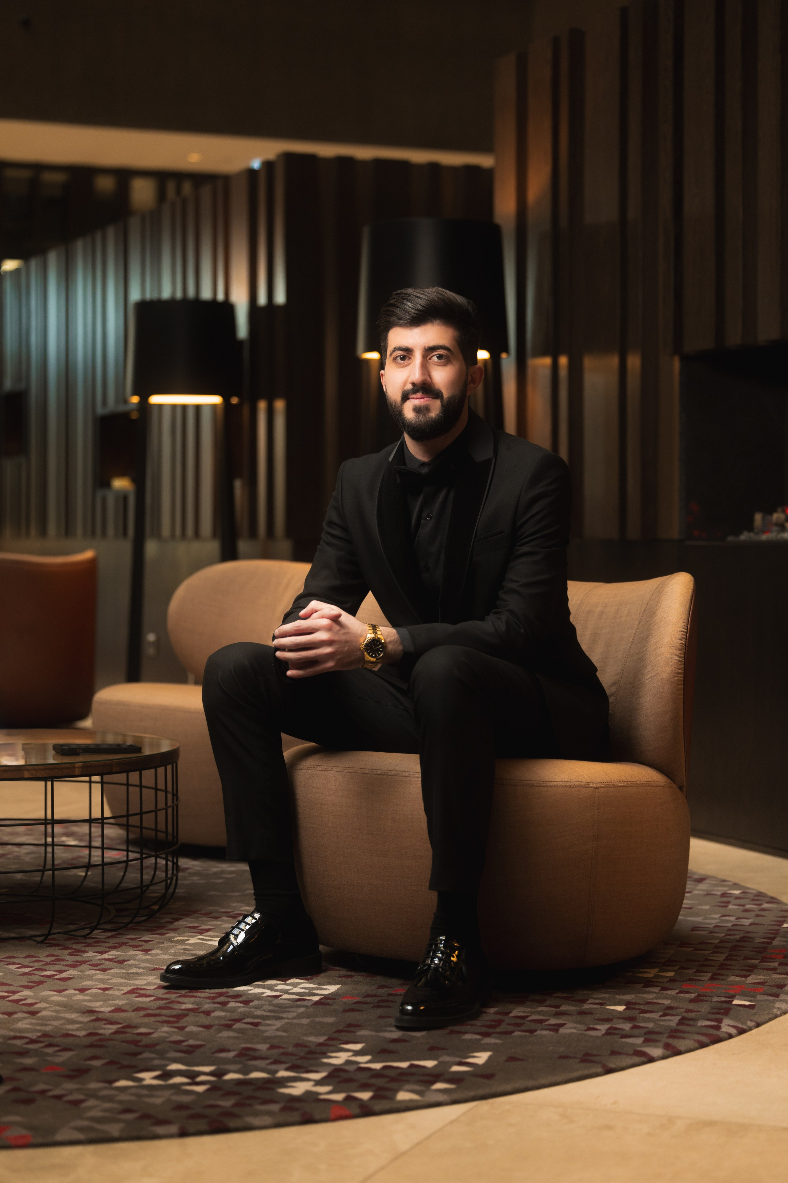 Portraits. Amirali Bahrami — videogrāfs un fotogrāfs Rīgā