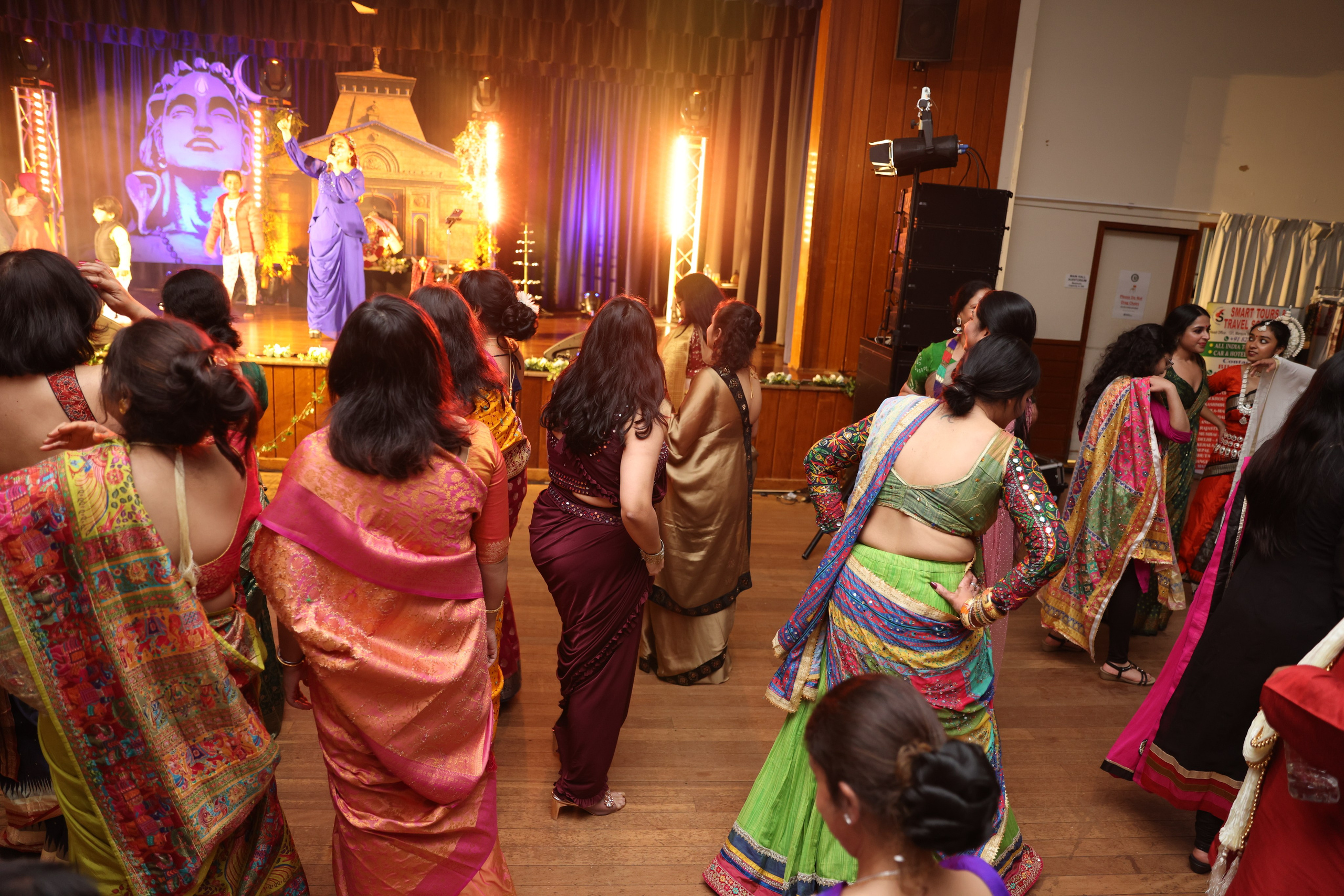 Nbysa Sydney. MHCreative is family-oriented photographer based in SYDNEY