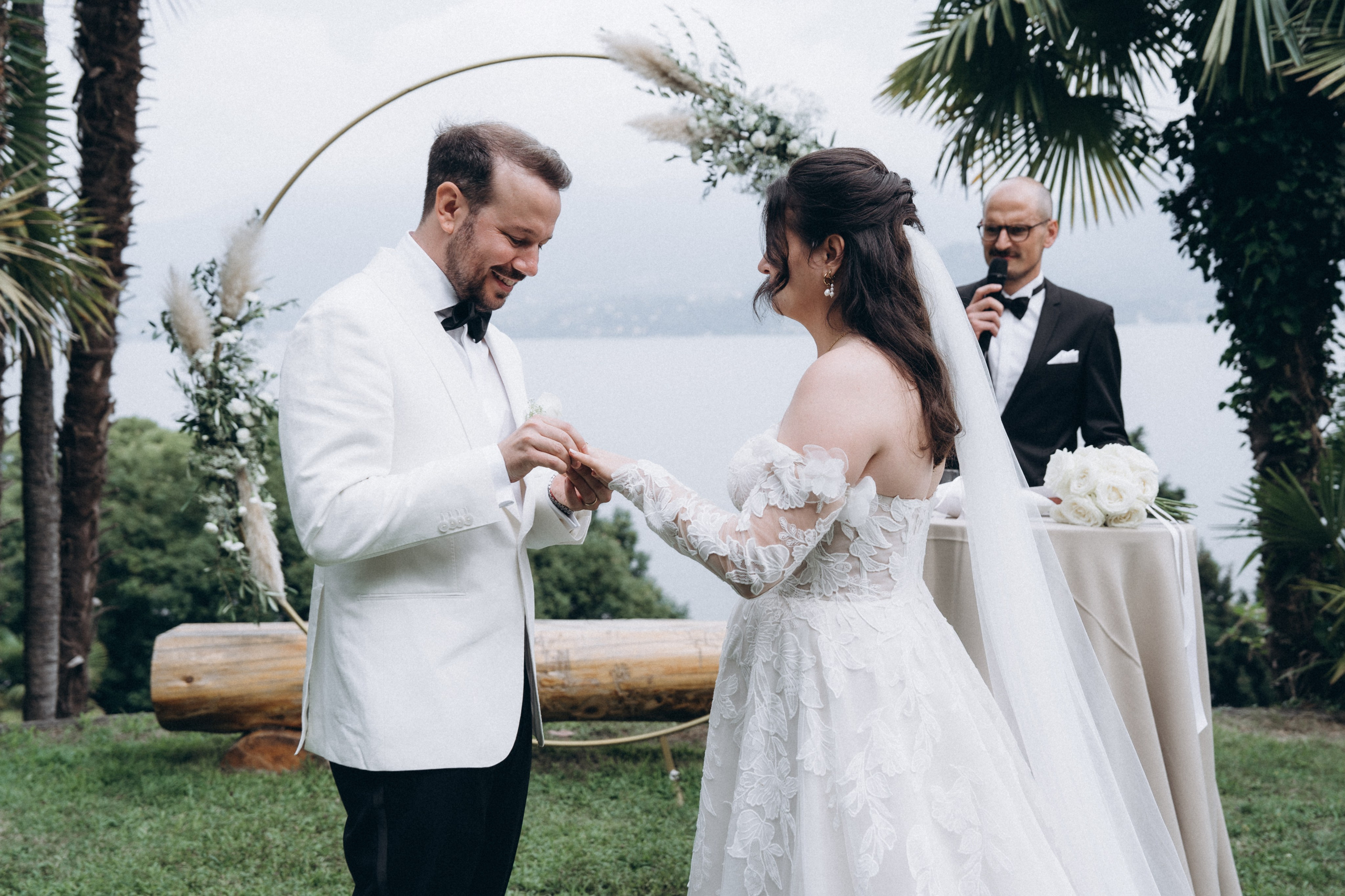 LAURA AND DOMENIK_LAKE MAGGIORE. PHOTOGRAPHER IN ITALY