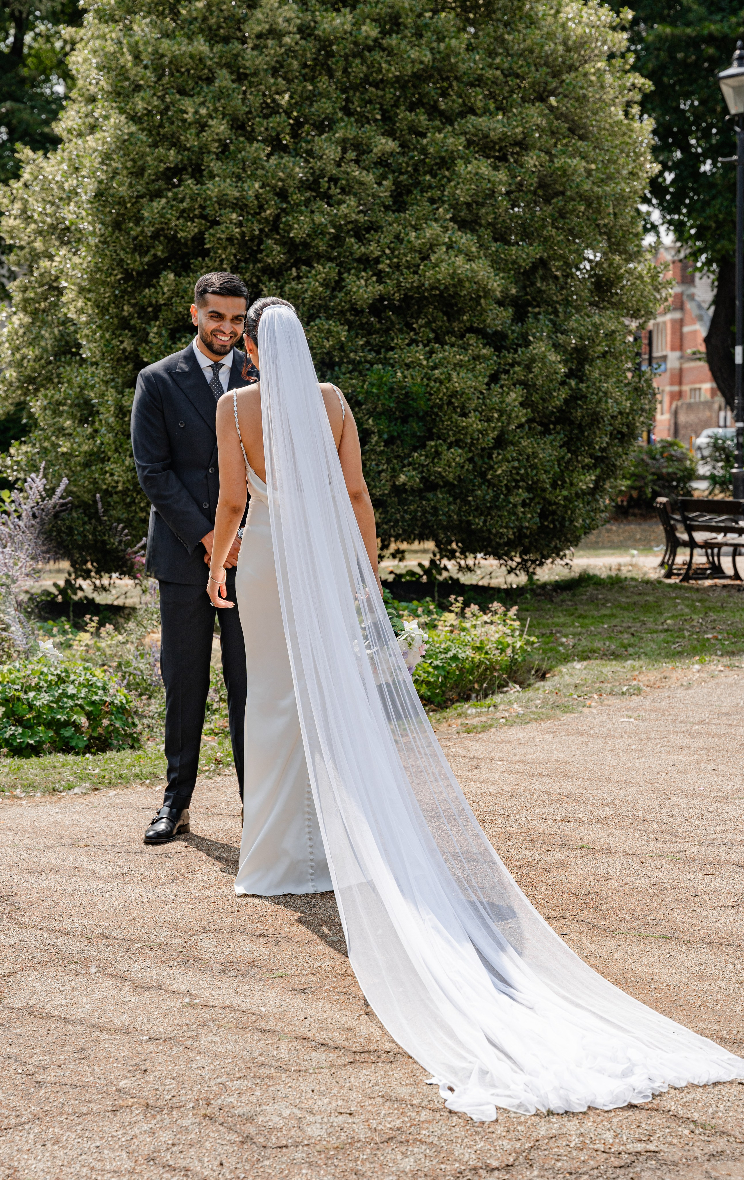 Vinisha & Keval. Tonya Kyrylenko photographer in London