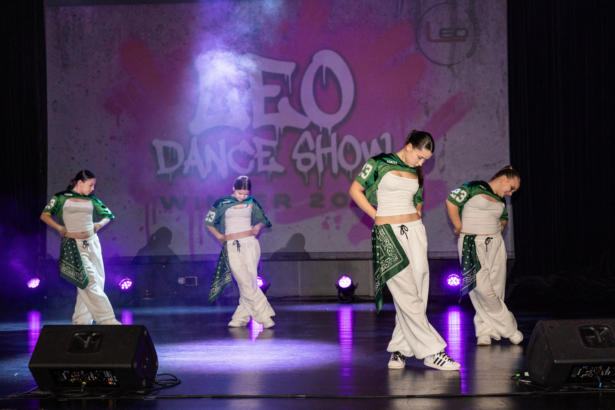 LEO DANCE SHOW WINTER 2025. Семейный и детский фотограф в Варшаве Мила Бобровская