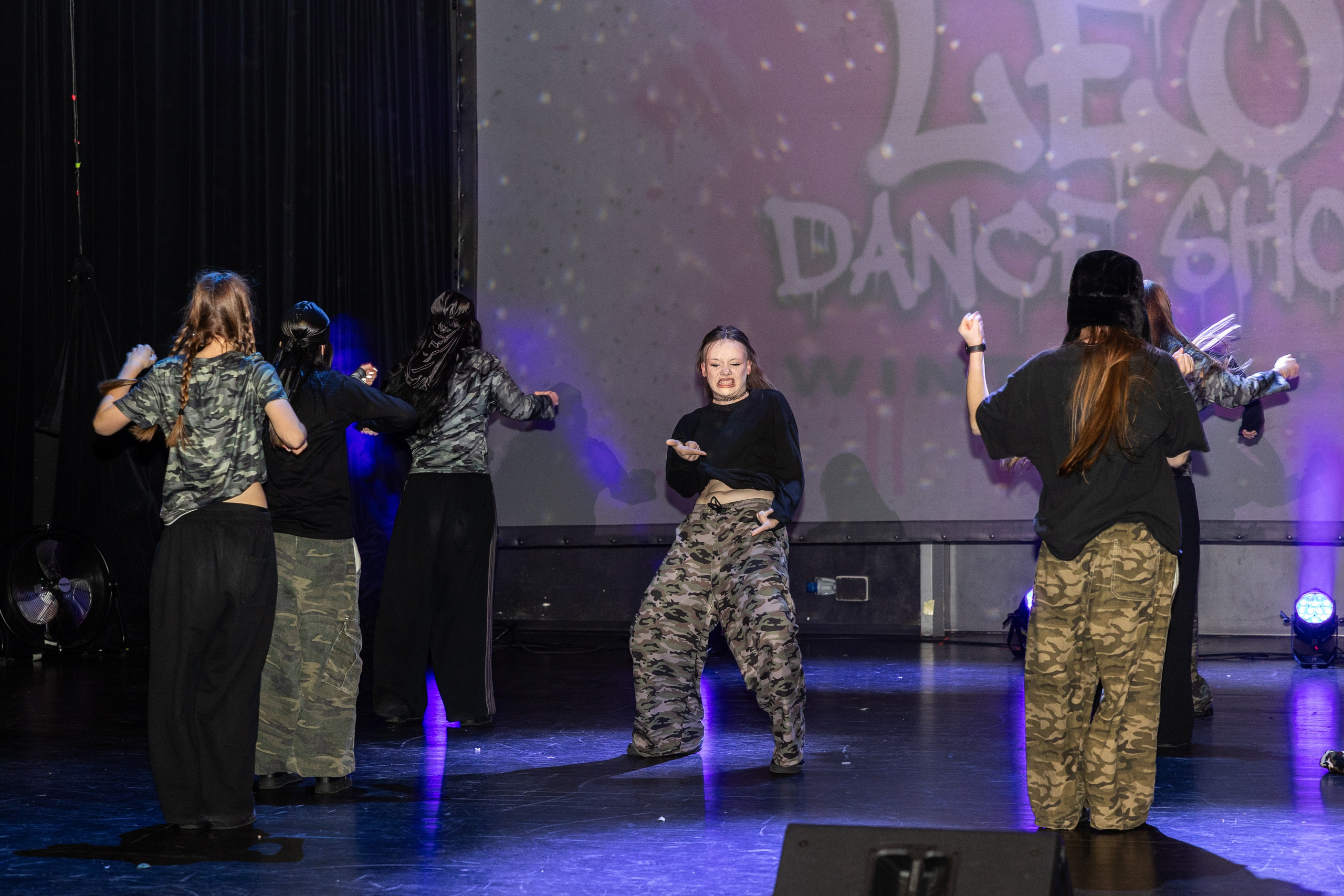 LEO DANCE SHOW WINTER 2025. Семейный и детский фотограф в Варшаве Мила Бобровская