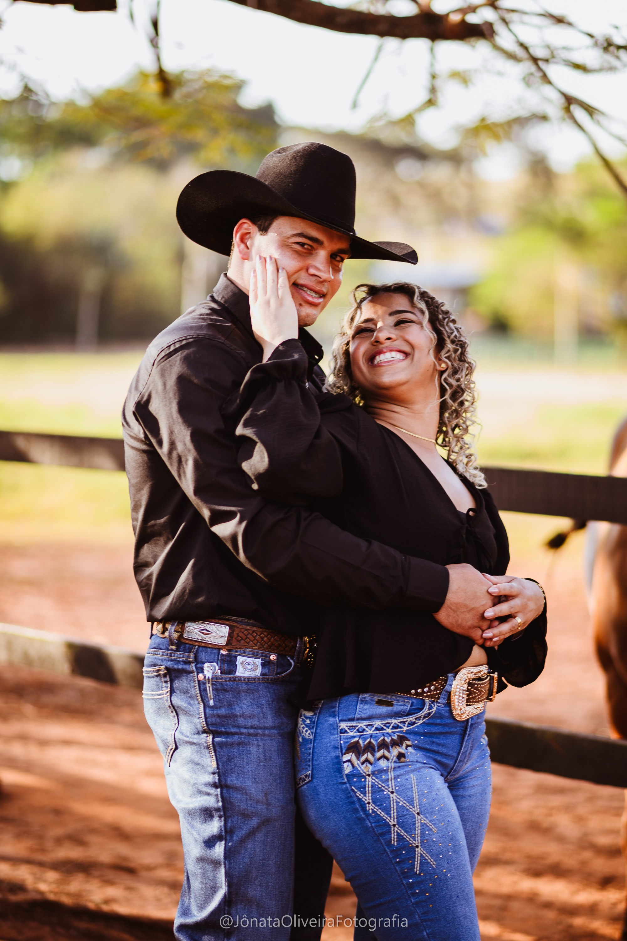 Pre Wedding Luérica e Vinicius. Fotografia de casamentos e ensaios em avaré Jônata Oliveira
