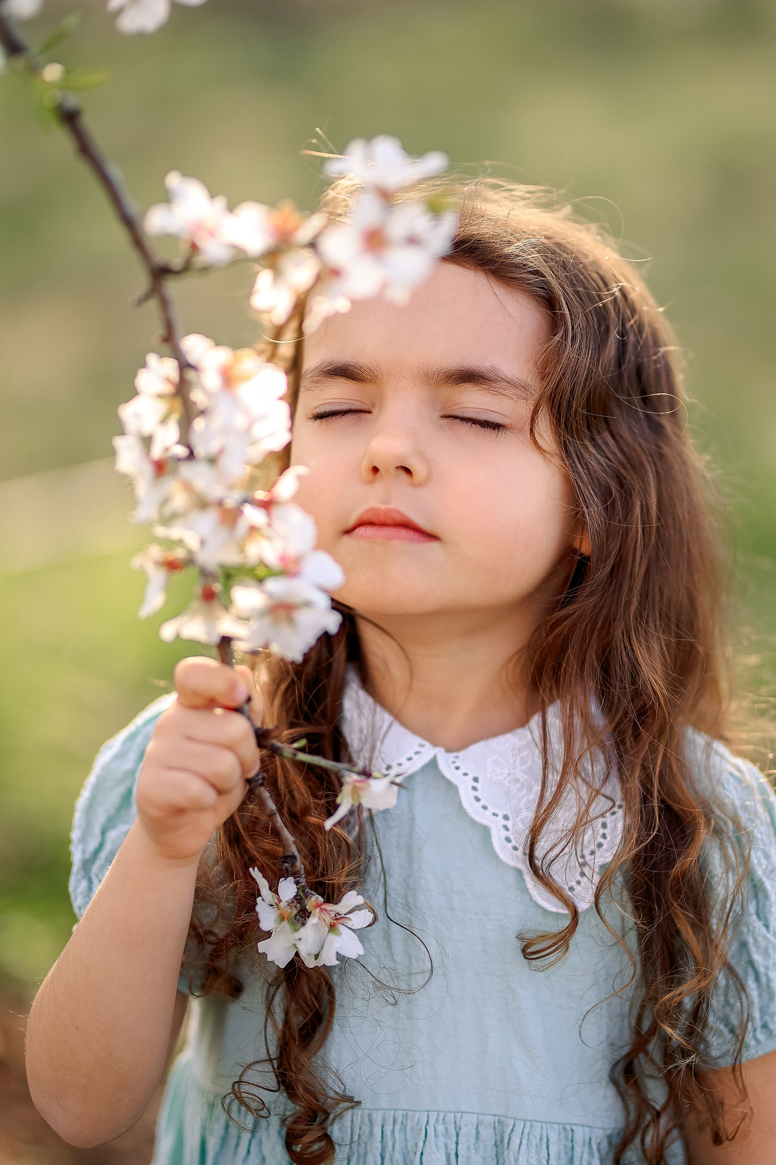 Фотосессия в цветущем миндале. Фотограф в Турции, Анталии, Кемере, Белеке, Сиде, Каше, Калкане, Фетхие