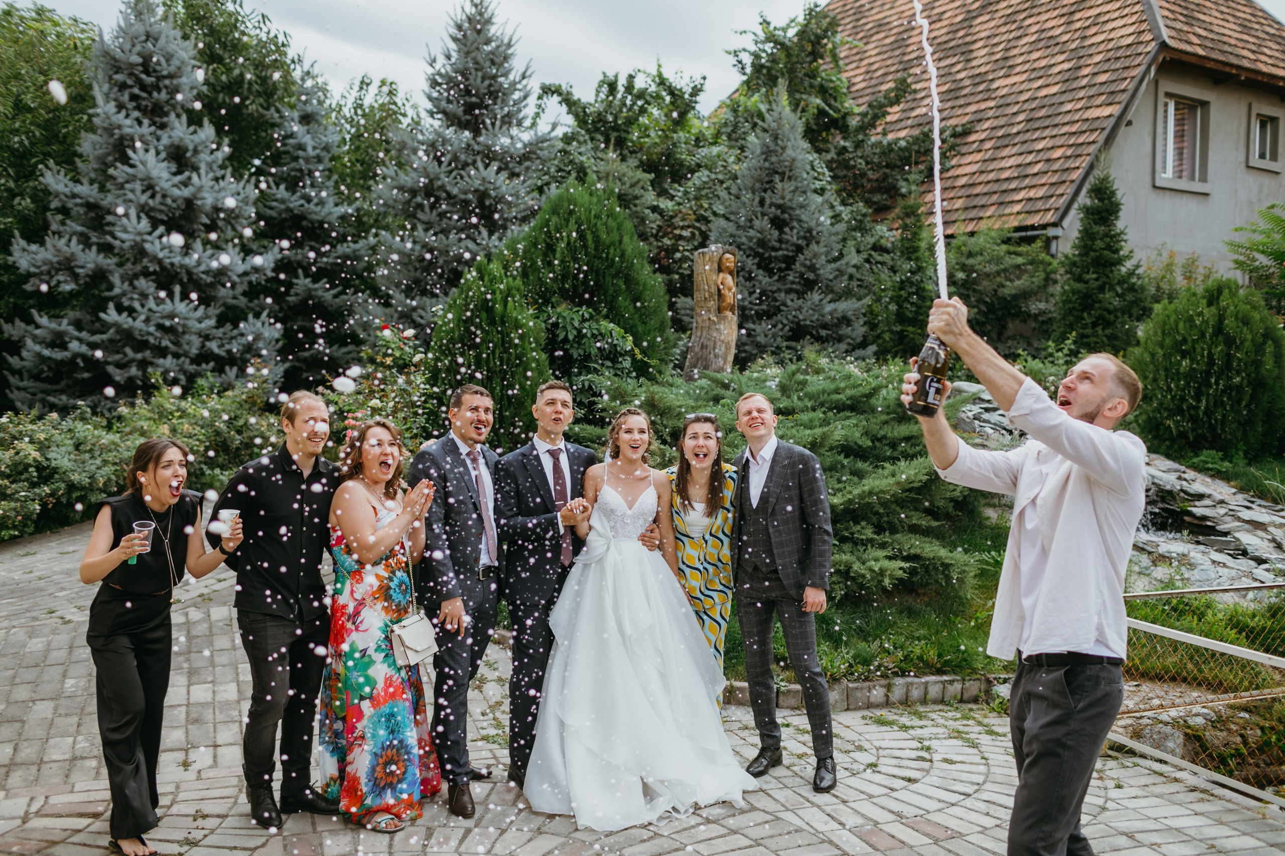 Свадебная фотоссесия для молодоженов в Бишкеке. Фотограф в Бишкеке Оксана Шувалова