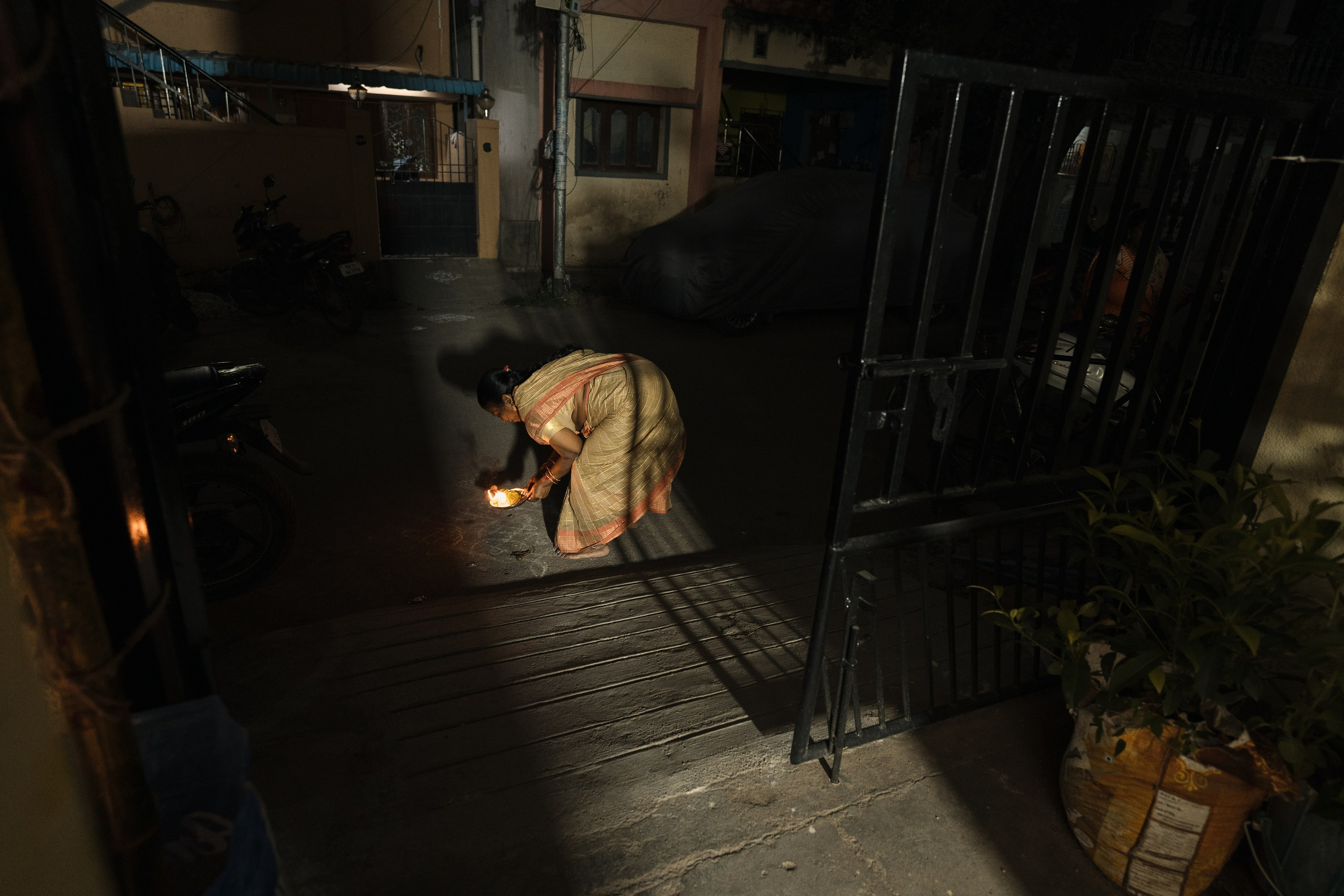 Sathya Nalangu. Agam Vizha