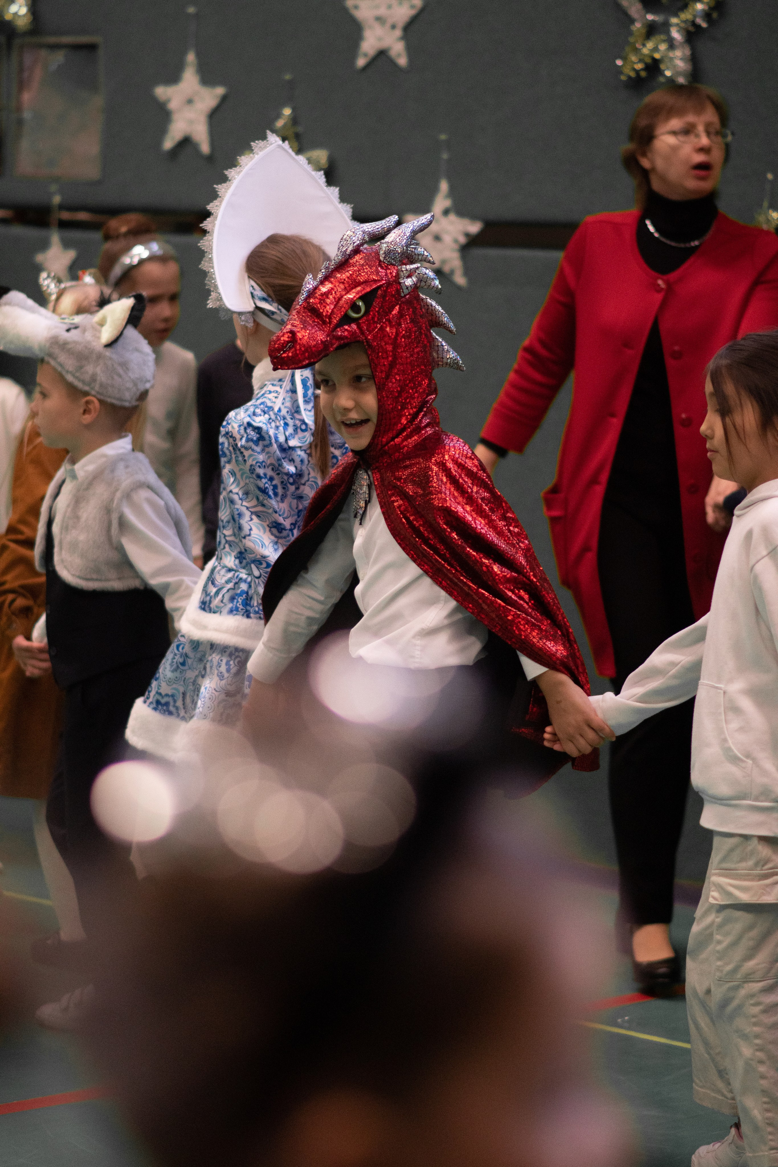 Новогодний хоровод. Семейный и детский фотограф