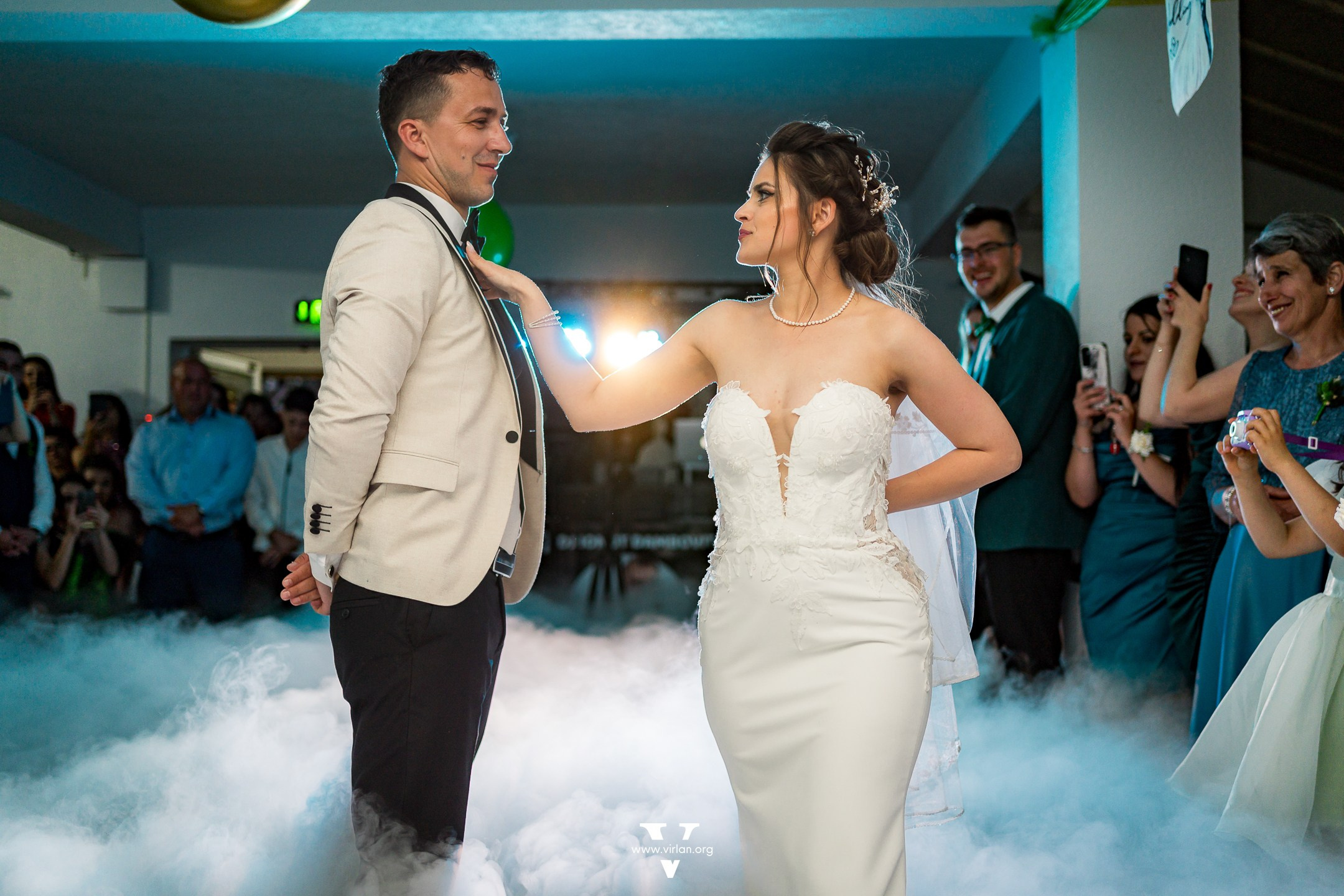 Fotografie de nunta. Cosmin Virlan - Fotograf de eveniment din Târgoviște