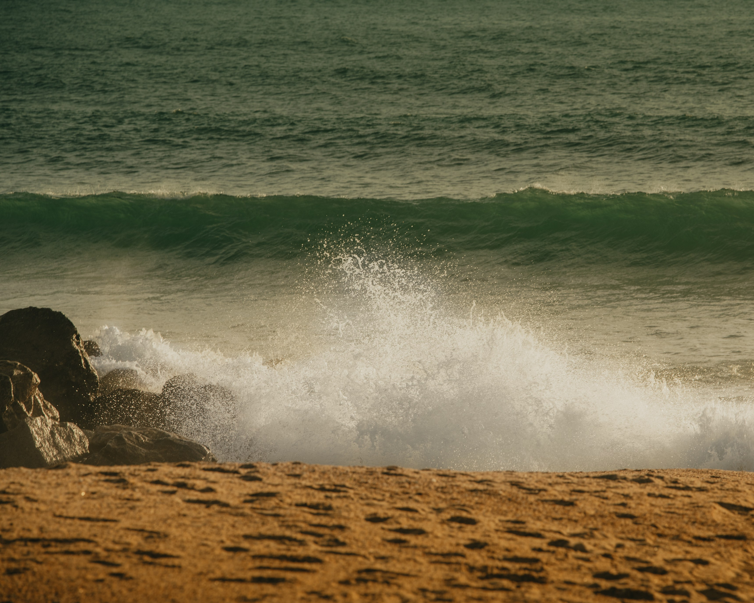 HELENA and PEDRO. Espinho. Anastasiia Antoniuk portrait, family and couple photographer, Portugal