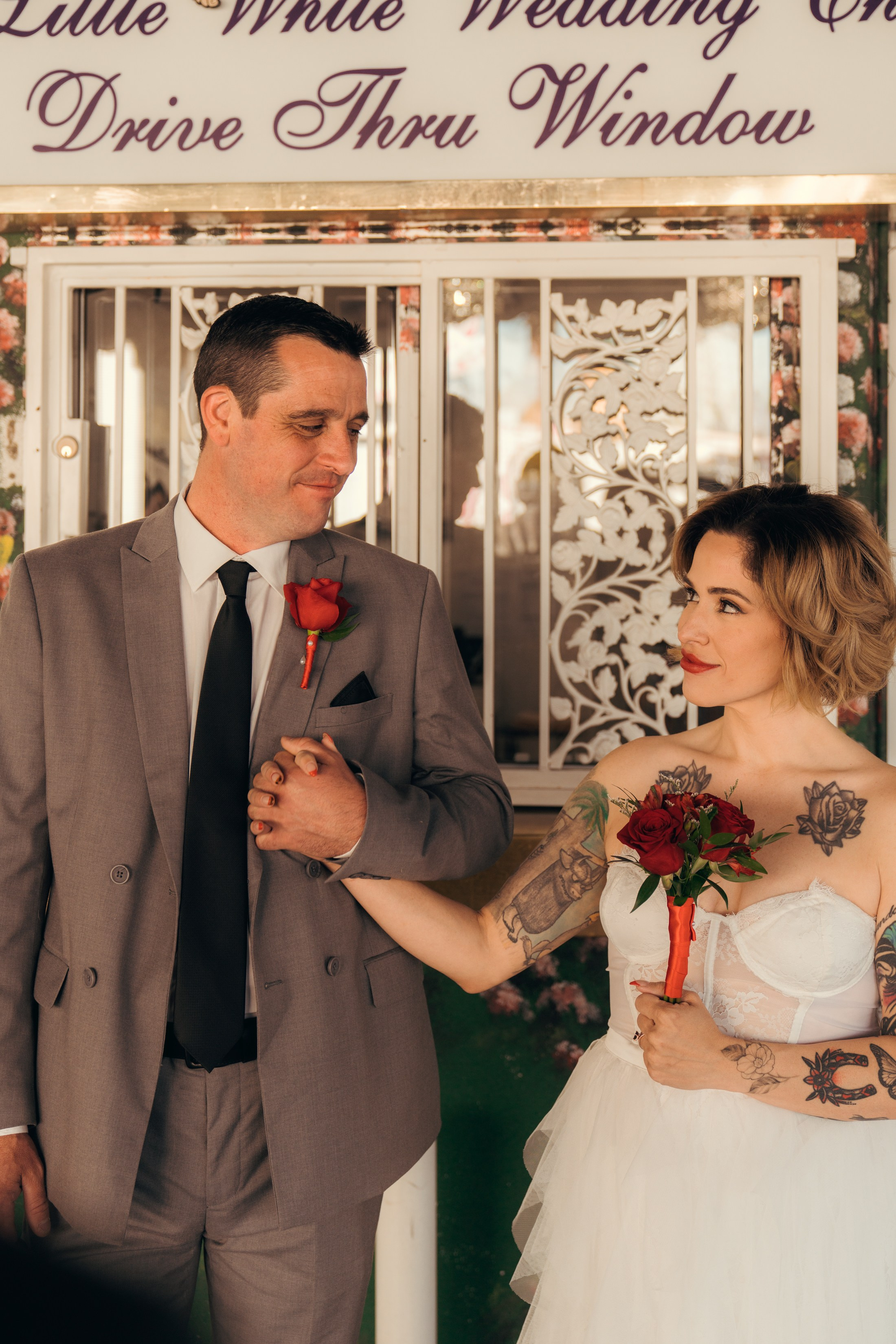 Dylan&Chanin. Wedding & elopement photographer Viktoriya Kravtsov. Las Vegas