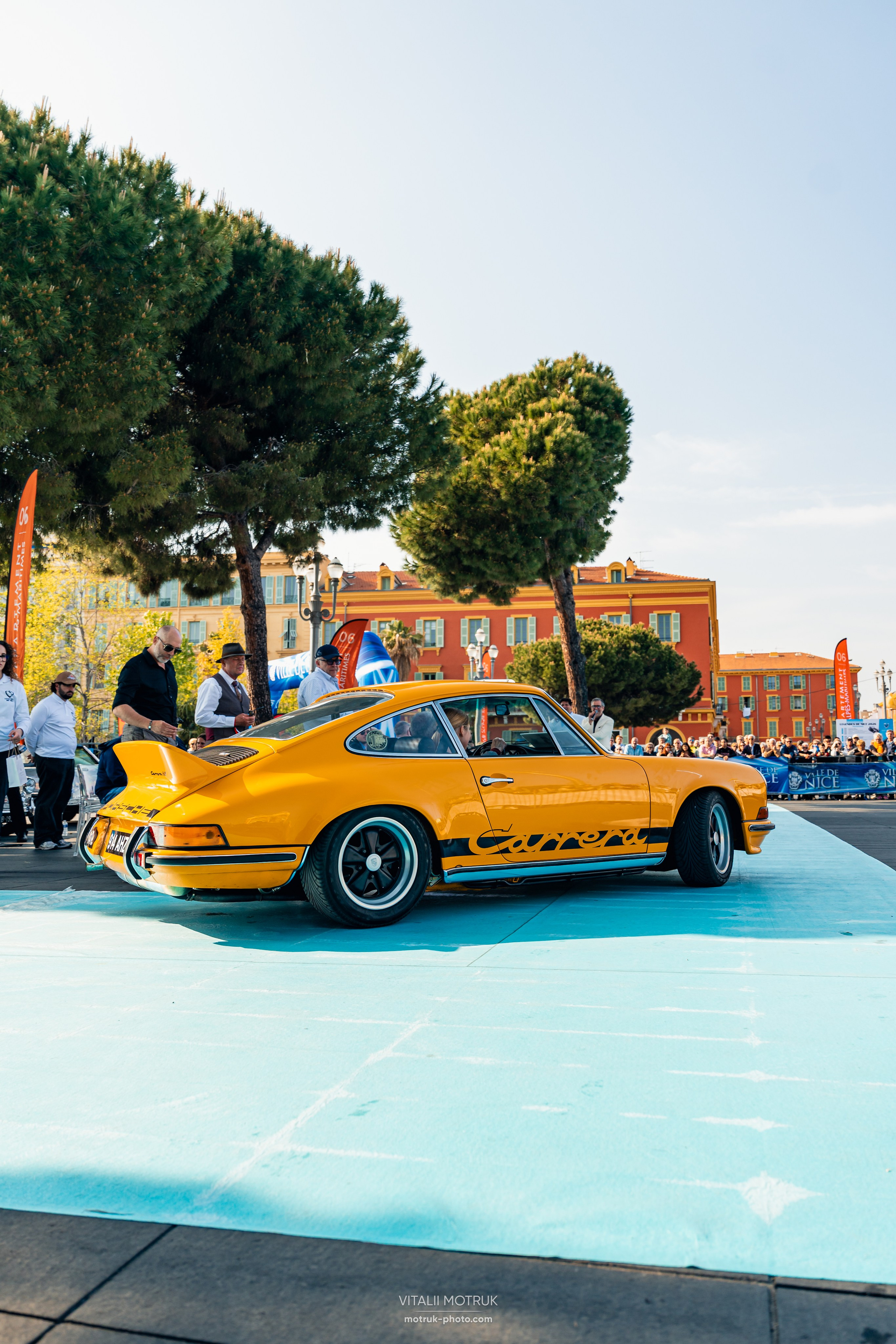 Legends de Nice. Photographe de voitures à Paris — Vitalii Motruk