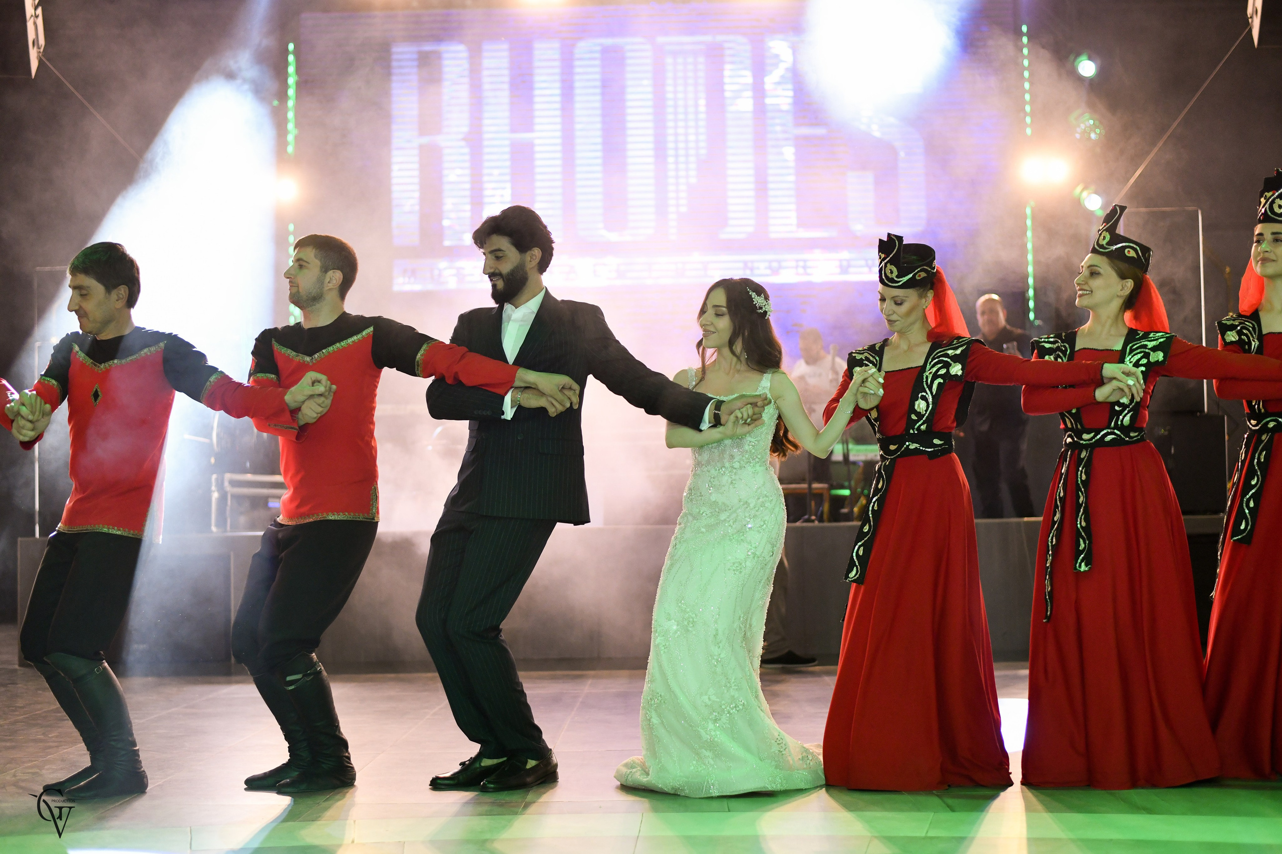 Wedding In Armenia. Wedding photos and video shooting in Armenia and all over the world!!! Photographer in Yerevan