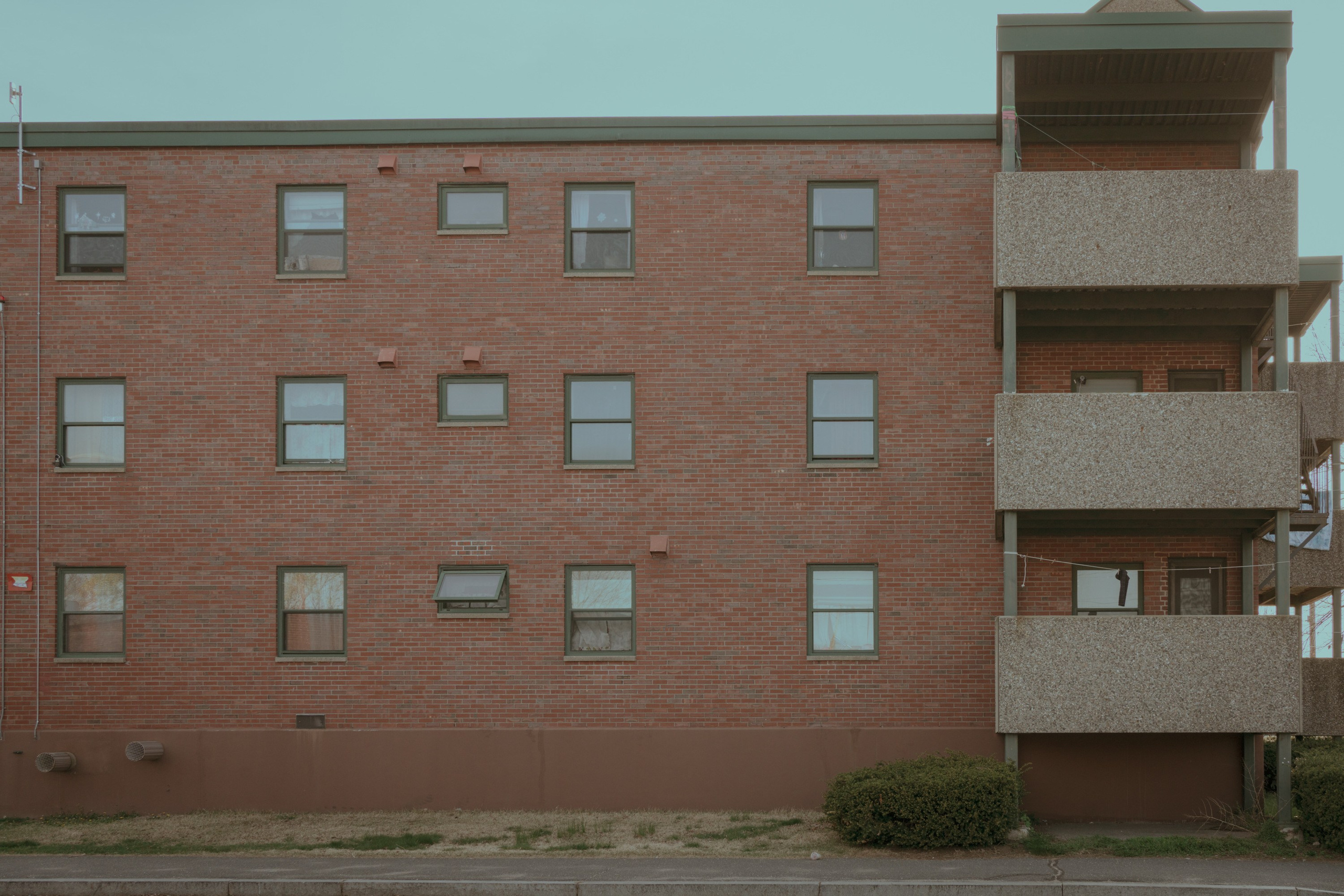 Emy and Coco live in a town 30 minutes away from school. Because of the commute, Emy rarely takes advantage of campus resources, such a library or dining halls. 