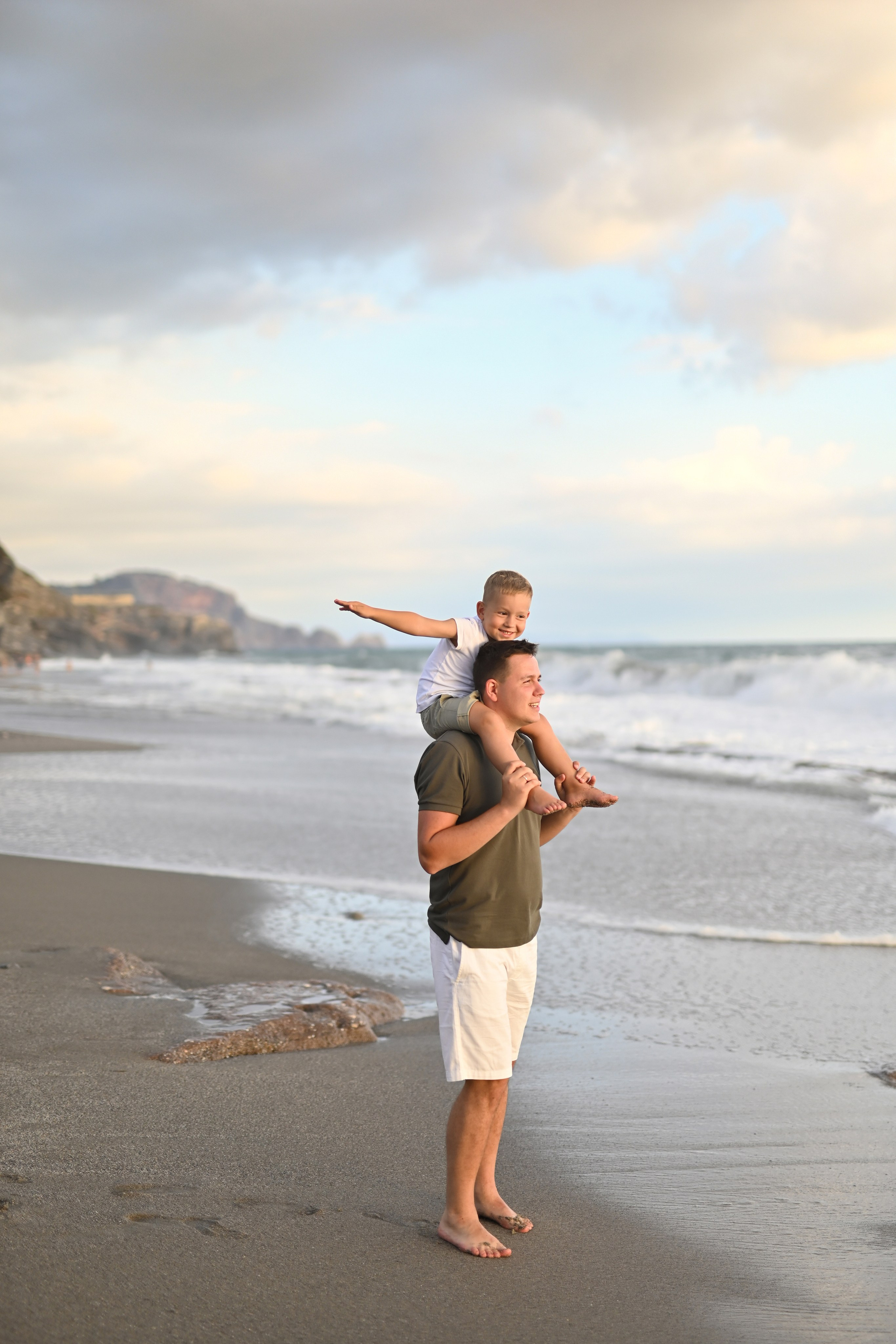 Семейная съемка на пляже Улаш. Фотограф в Алании (Аланье), Сиде, Манавгате. Турция