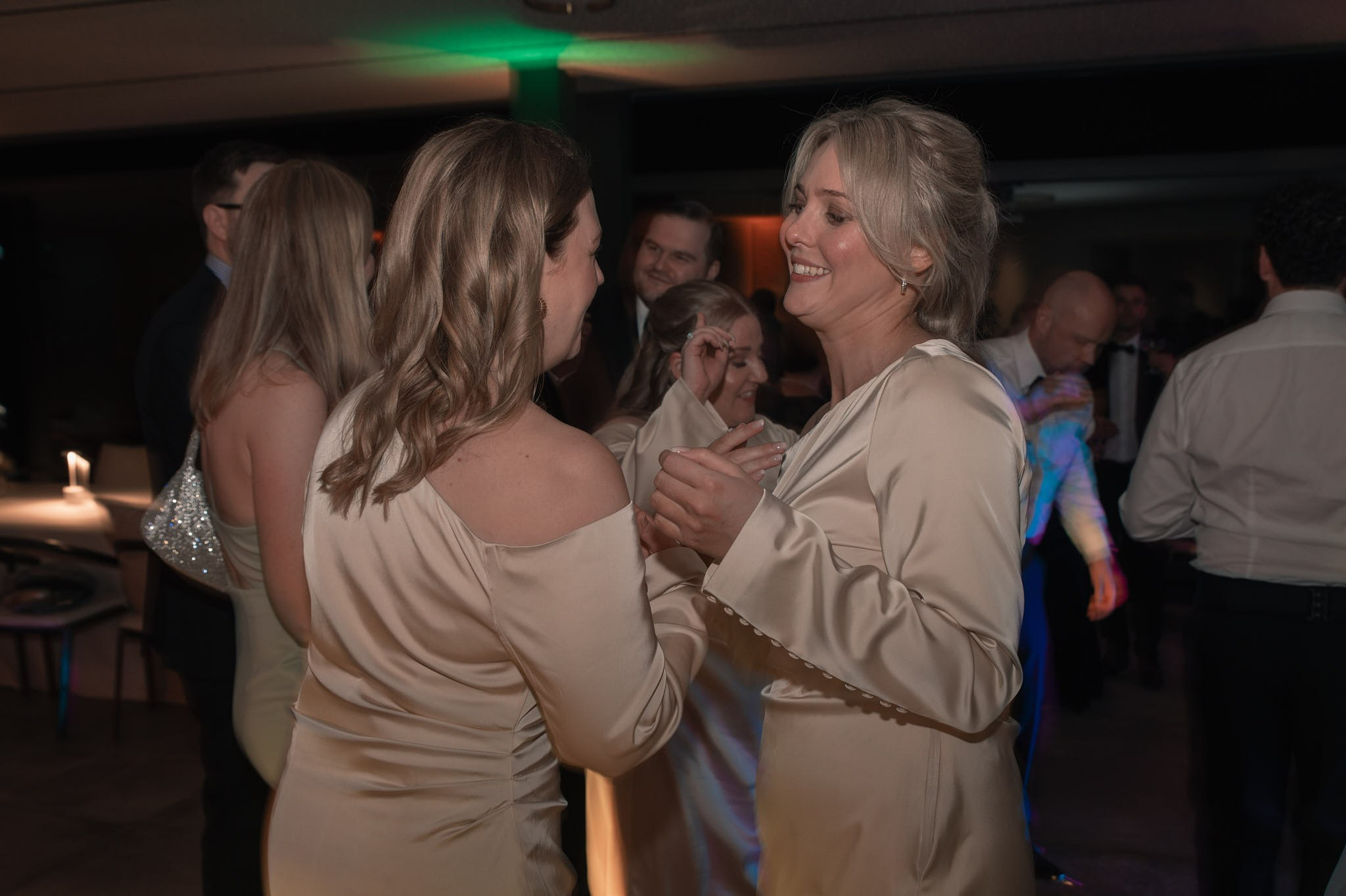 Roxie & Richard Wedding. Fotografo matrimonio Lago di Como Ferrari Media Production