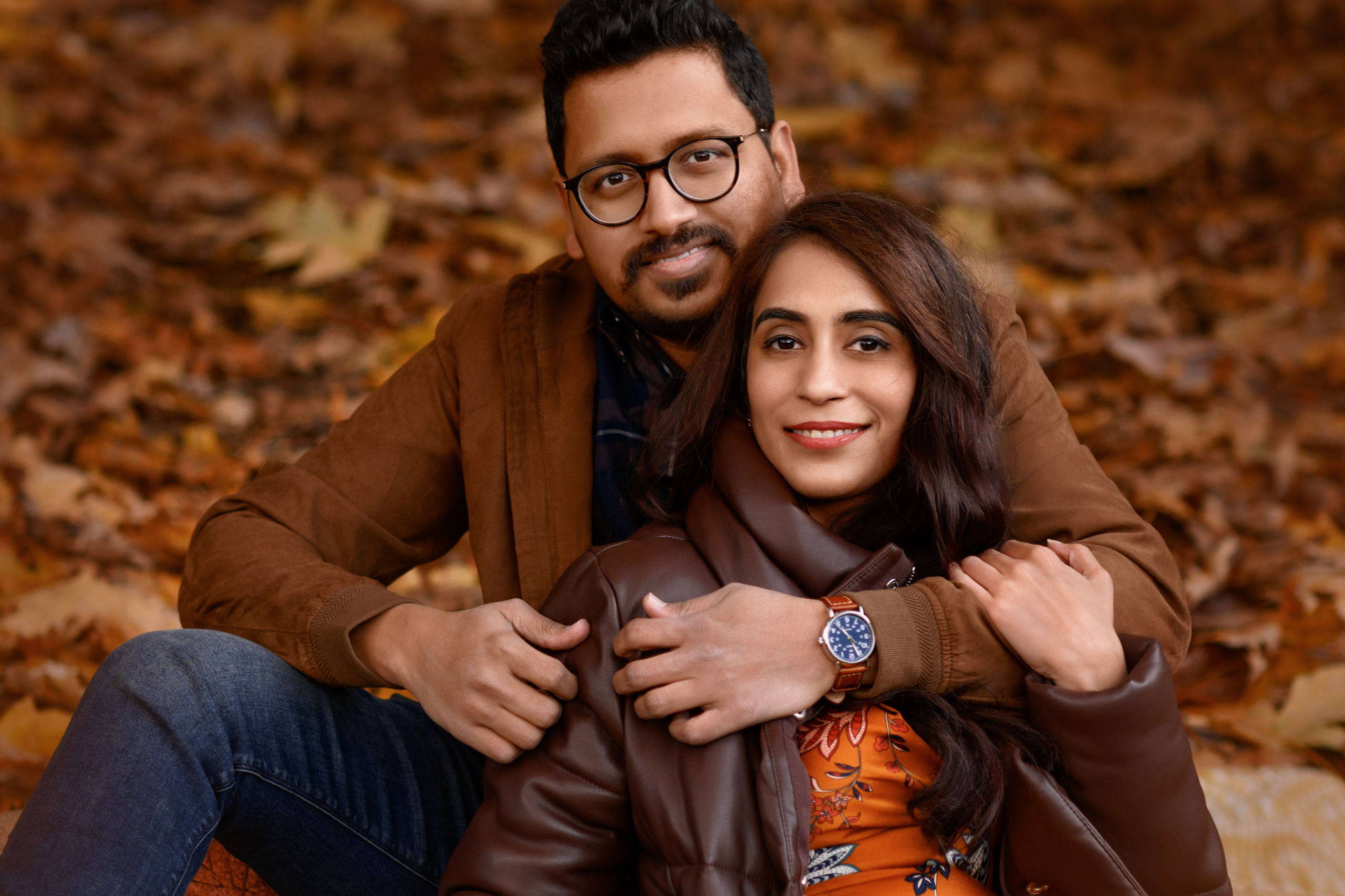 Maalvika with her fiance. Wedding & family photography in Seattle area. Helen Michelle photographer