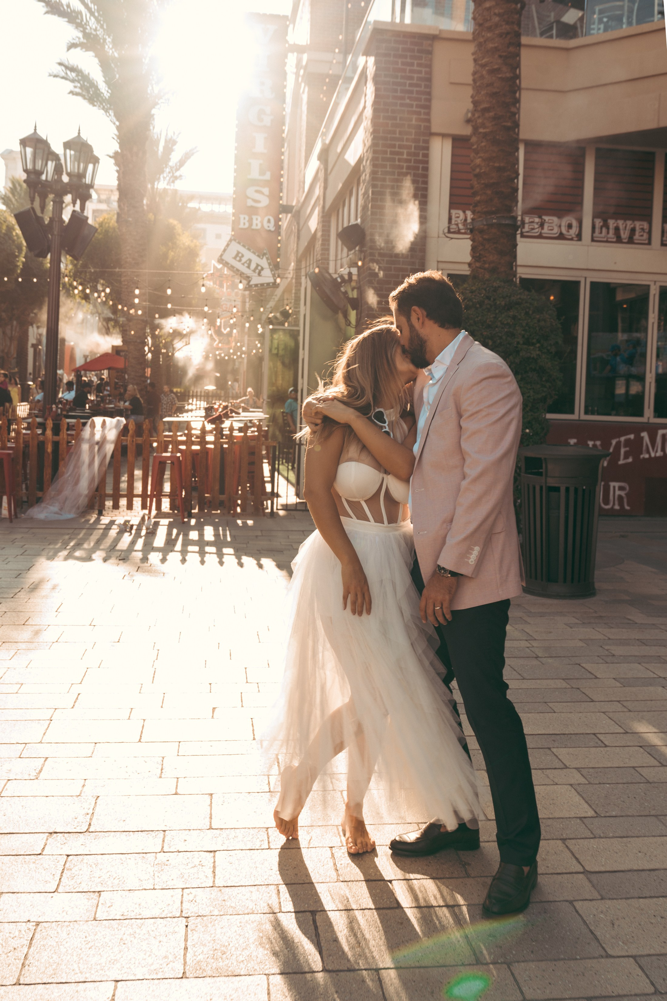 Paulina&Manuel. Wedding & elopement photographer Viktoriya Kravtsov. Las Vegas