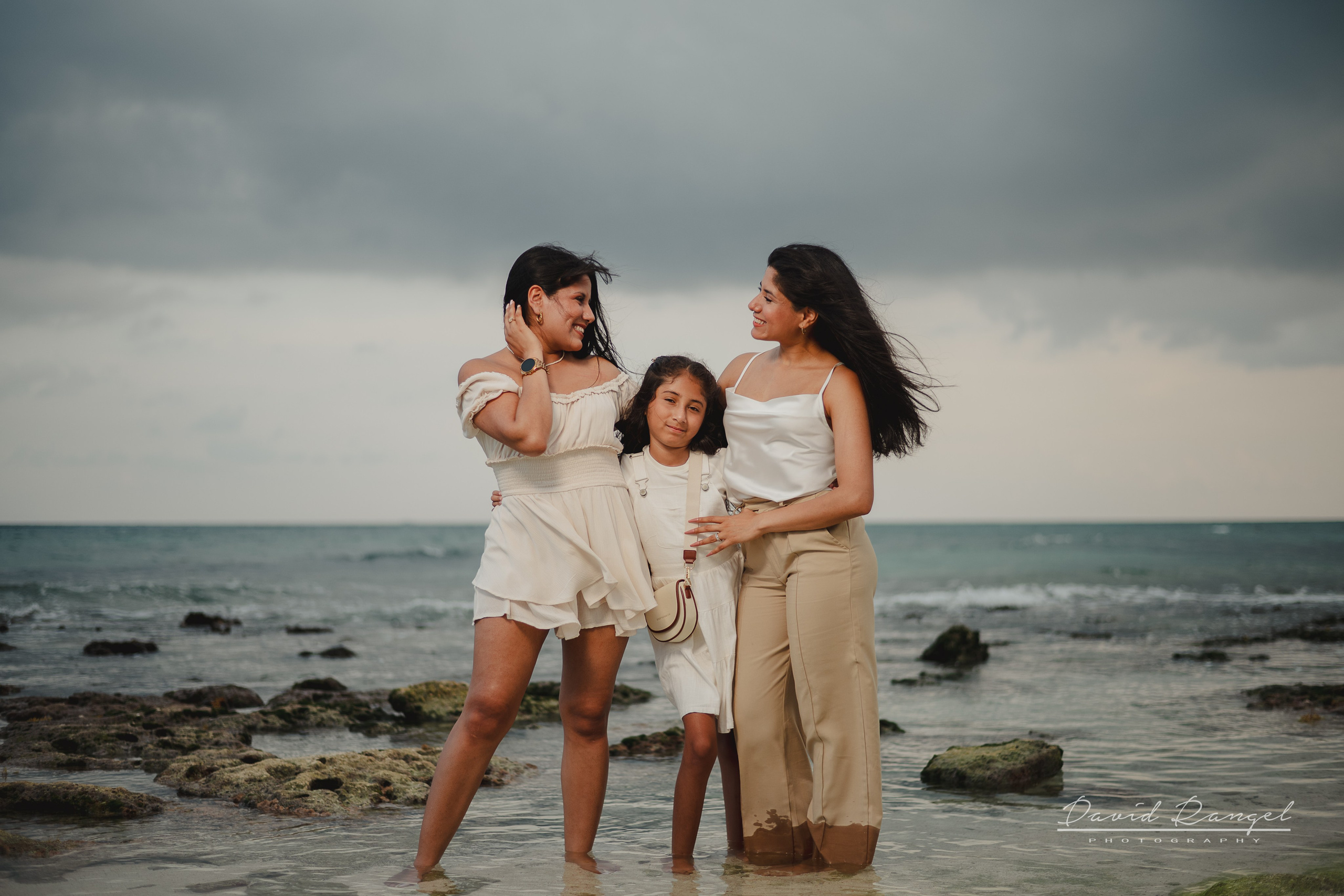 Family & Life Style Portfolio. Destination wedding photographer based in Cancun and Riviera Maya with service worldwide