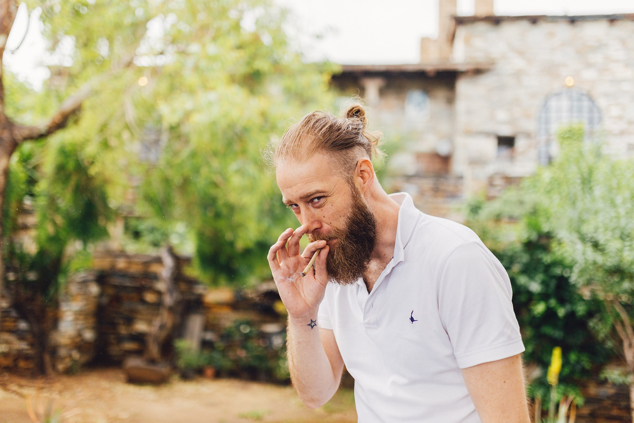 Gavin & Jessica, Evia. Denny Savon — Photographer in Santorini | Weddings, Love Stories & Flying Dress