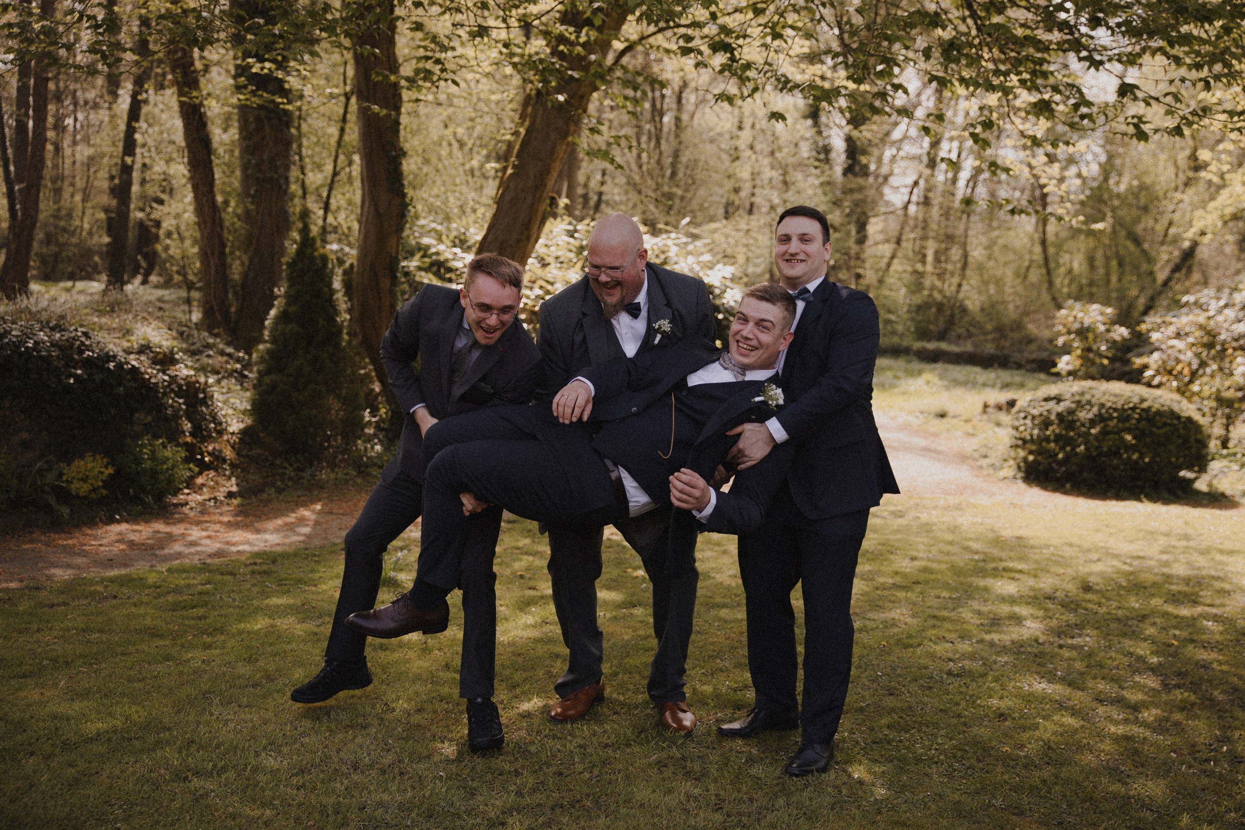Lorena & Jan l Schloss Sythen. Hochzeitsfotografin Bochum | Halyna Reiche Fotografie NRW