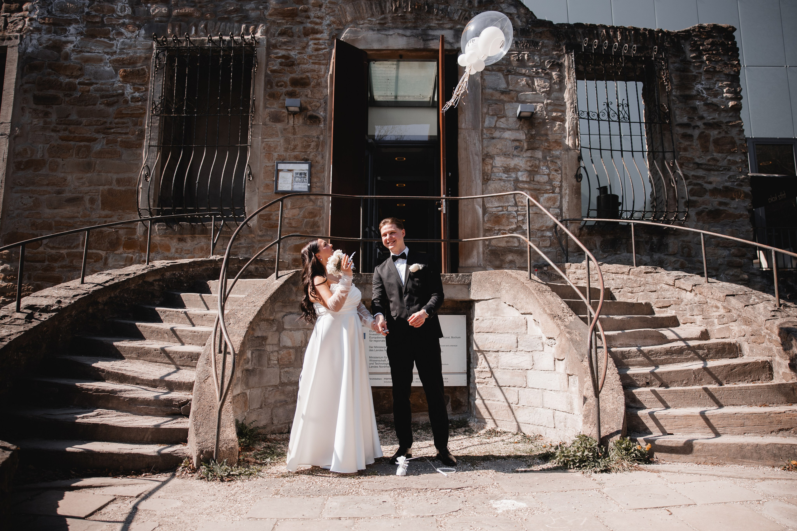 Standesamtliche Hochzeit im Kubus Bochum – Sophie & Martin. Hochzeitsfotografie |Hochzeitsfotograf Bochum | Hochzeitsfotograf Dortmund | Hochzeitsfotograf Essen | Hochzeitsfotograf Ruhrgebiet