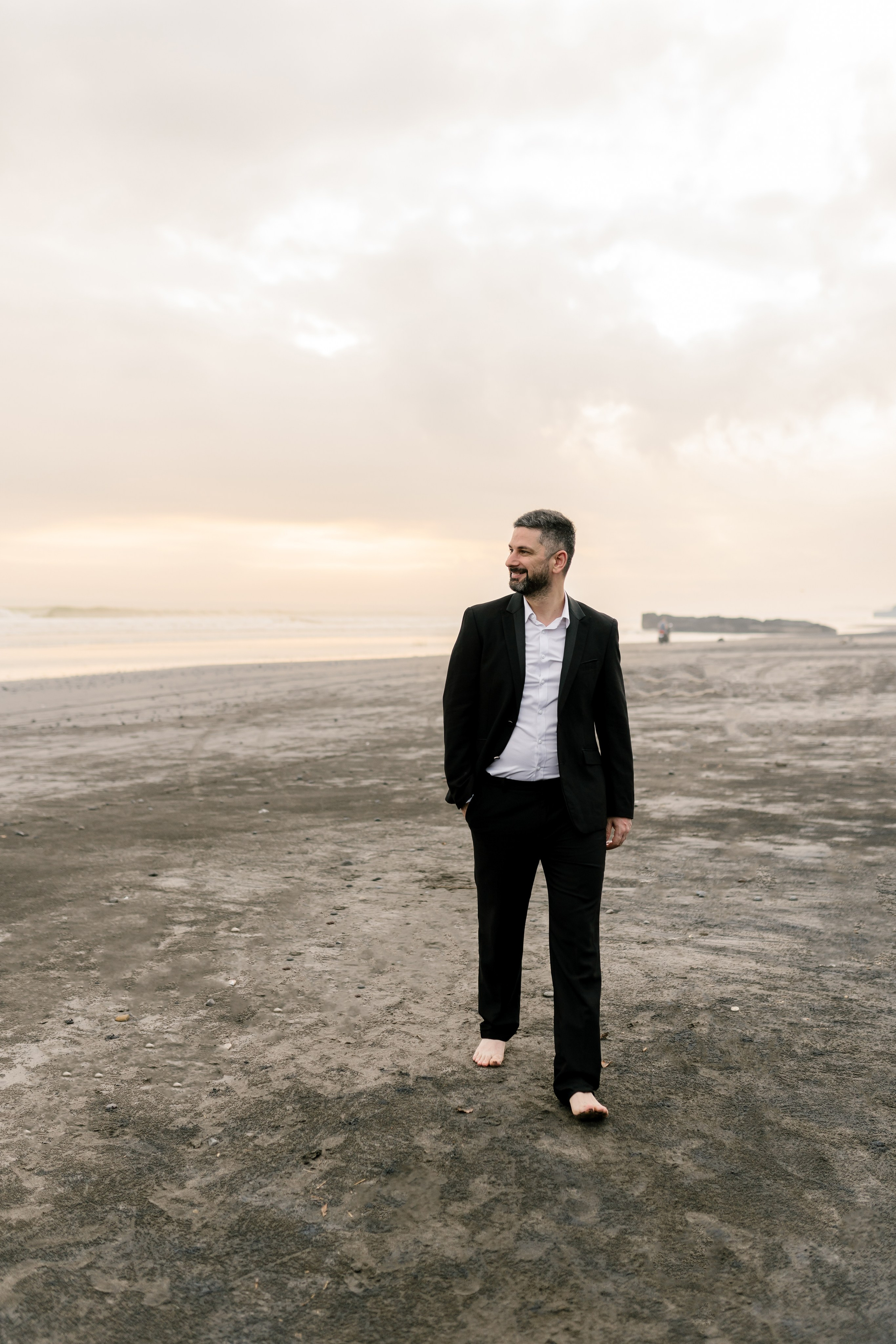 Honeymoon Photoshoot in Bali. Female Photographer in Bali