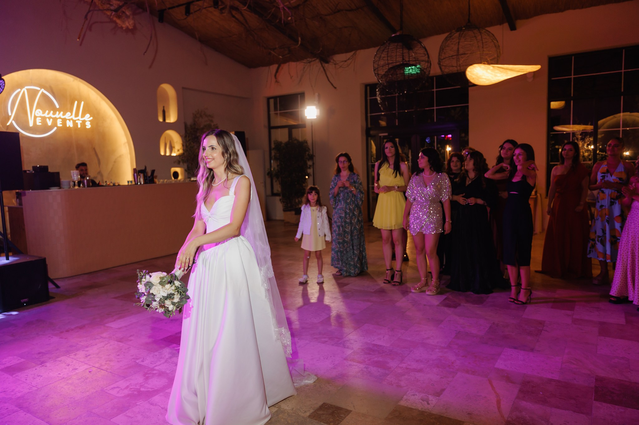 Mihaela si Nicolae - Nunta in locatie in aer liber la Nouvelle Events. Fotograf nunta Bucuresti - Manu Ivanciu | Fotograf botez