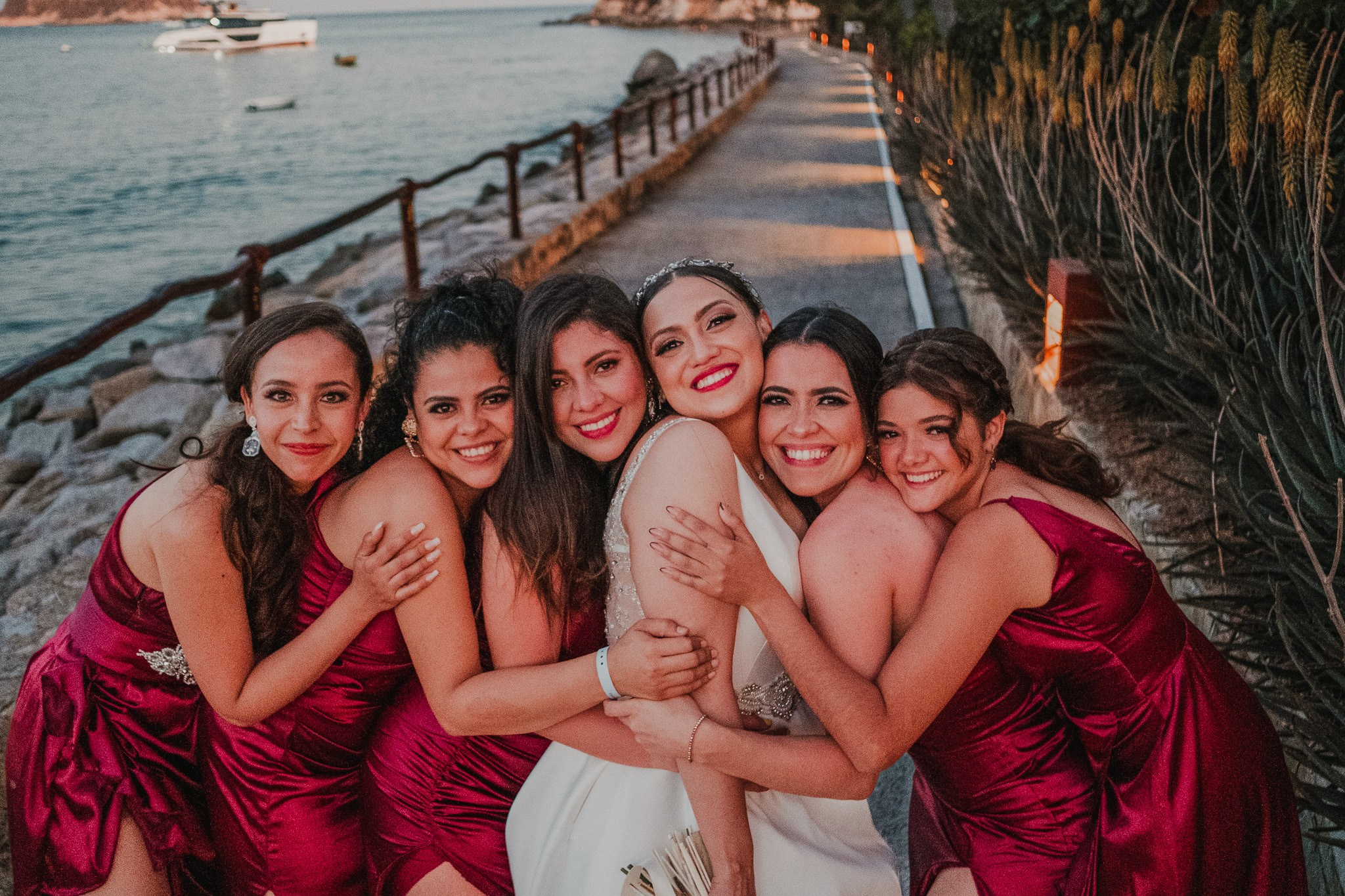 Silvia & Julio / Huatulco. Wedding and family photographer in Mexico City