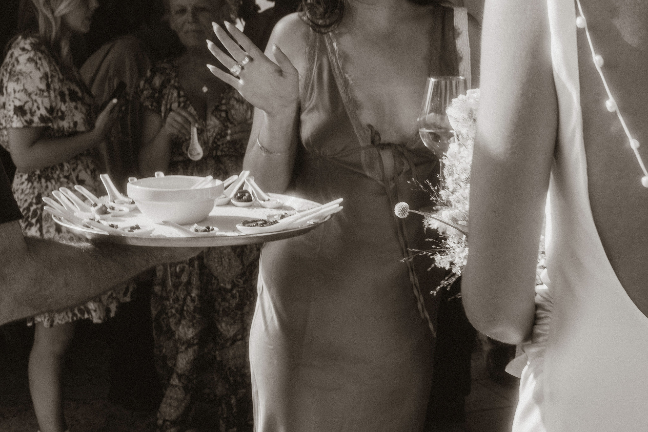 Lauren & Jamie. Hotel Castell d’Emporda. Paola fotógrafo / videografo de bodas en Barcelona