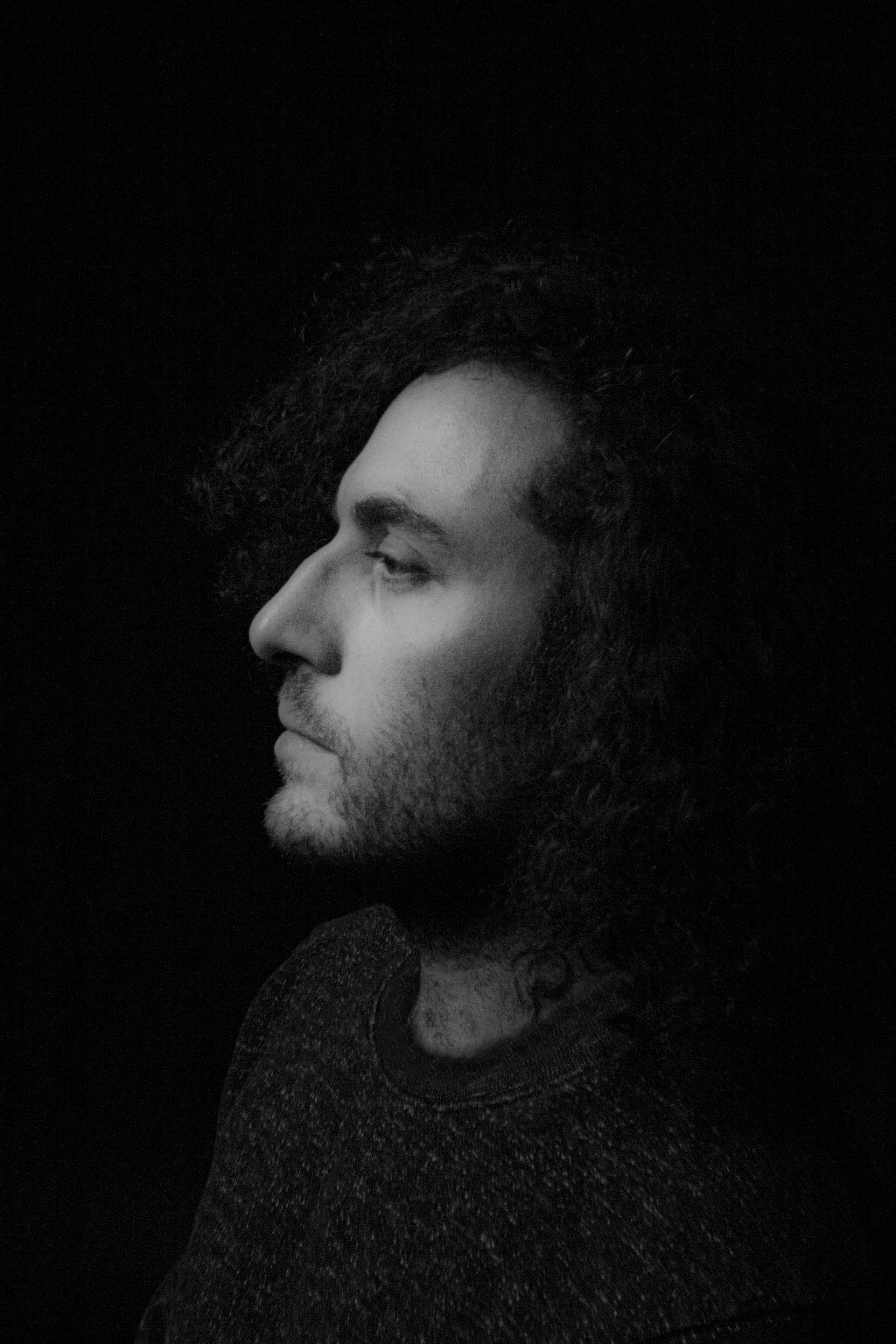 Maximilien. Anastasia Shapoval violoniste et photographe. Paris — Bourges