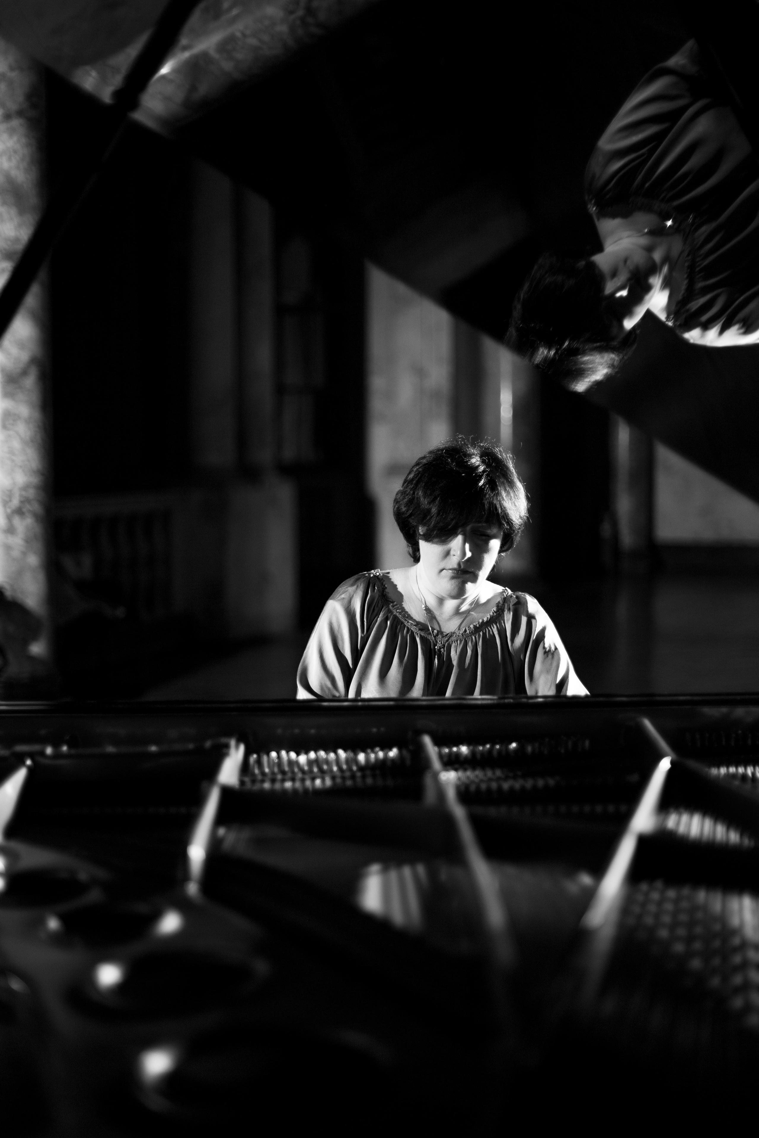 Inna Moiseeva. Anastasia Shapoval violoniste et photographe. Paris — Bourges