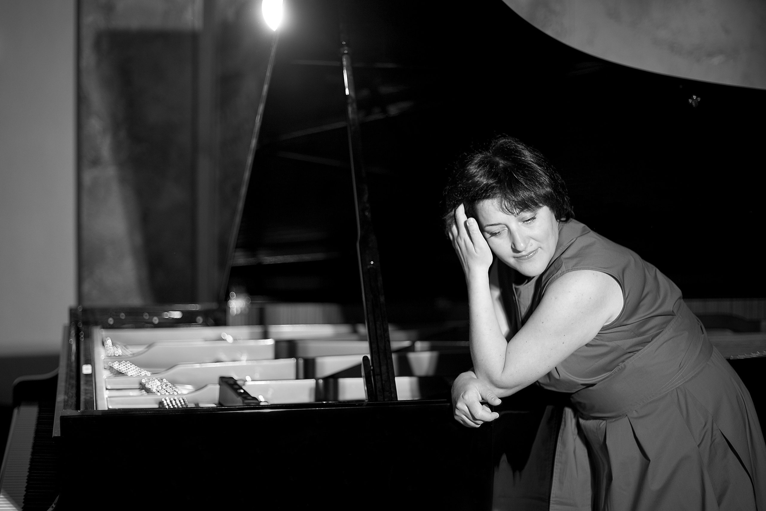 Inna Moiseeva. Anastasia Shapoval violoniste et photographe. Paris — Bourges