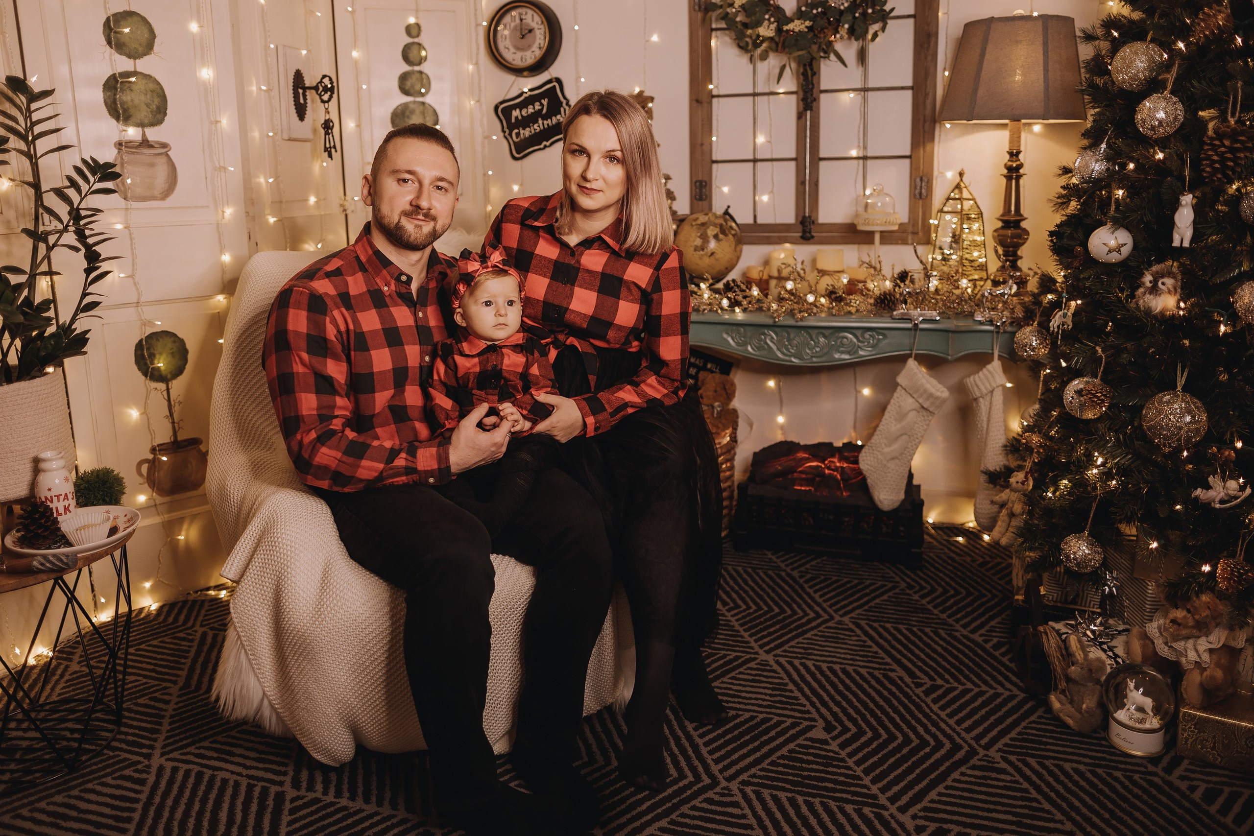 25.11.2023 Christmas Photoshoot 1. Wedding family event photographer in Chicago Nick Yushevich