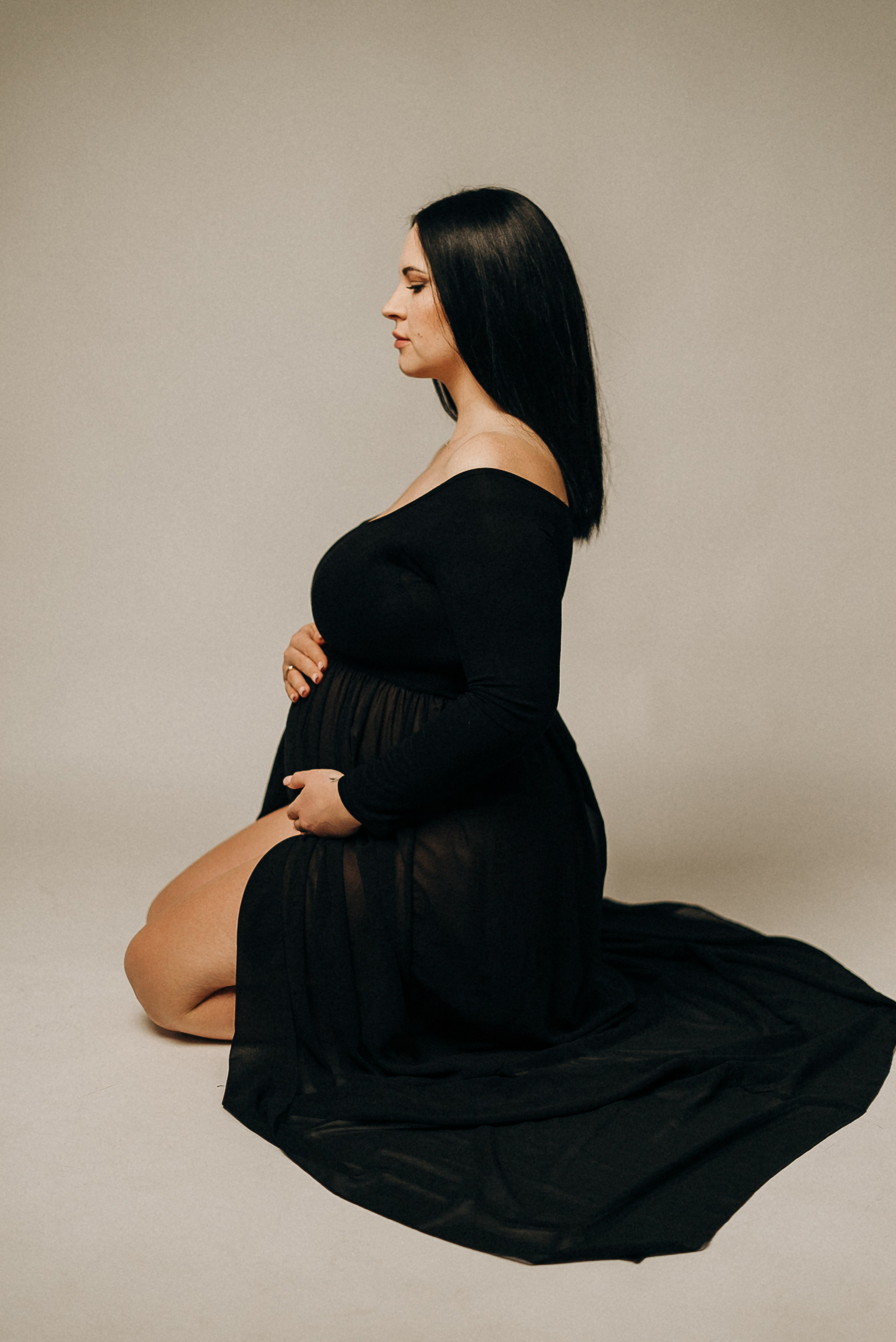 Фотосессия беременности на закате у Камня Афродиты | Maternity photoshoot at Aphrodite’s Rock. Портретный и семейный фотограф в Лимассоле Кипр Анна Руссу