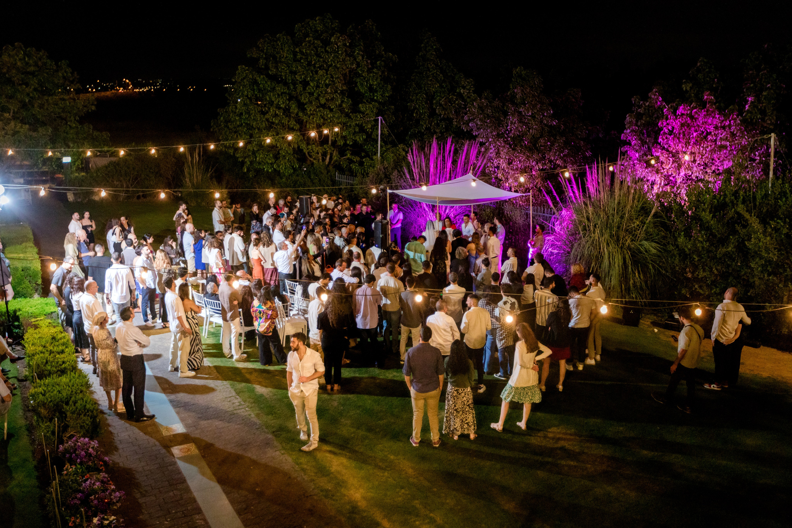 Tamar & Assaf. AMIR BUCHNIK PHOTOGRAPHER