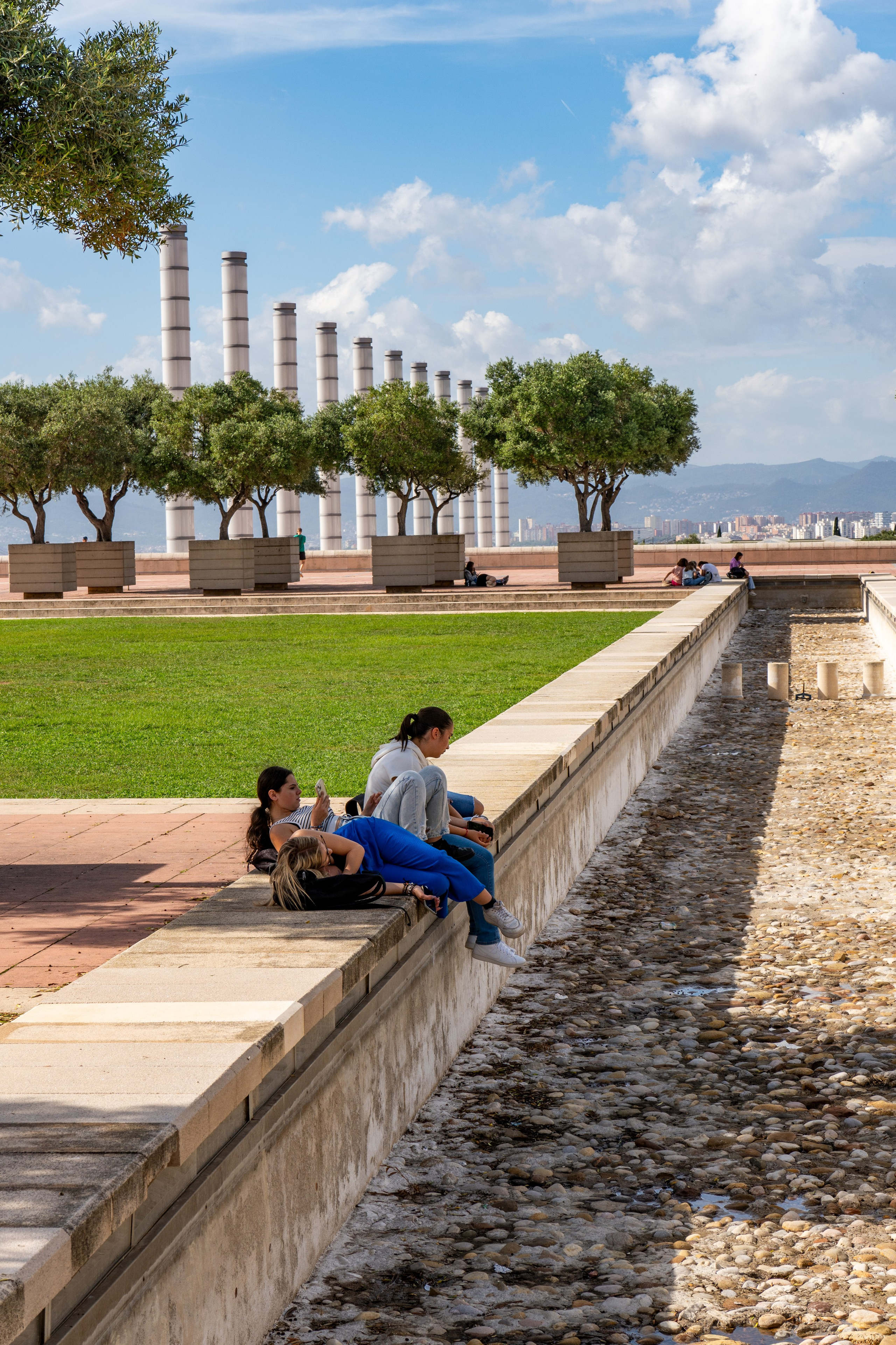 Throwback #5 / Streets of Barcelona (October 2023). URBANSTREETFILES.ART