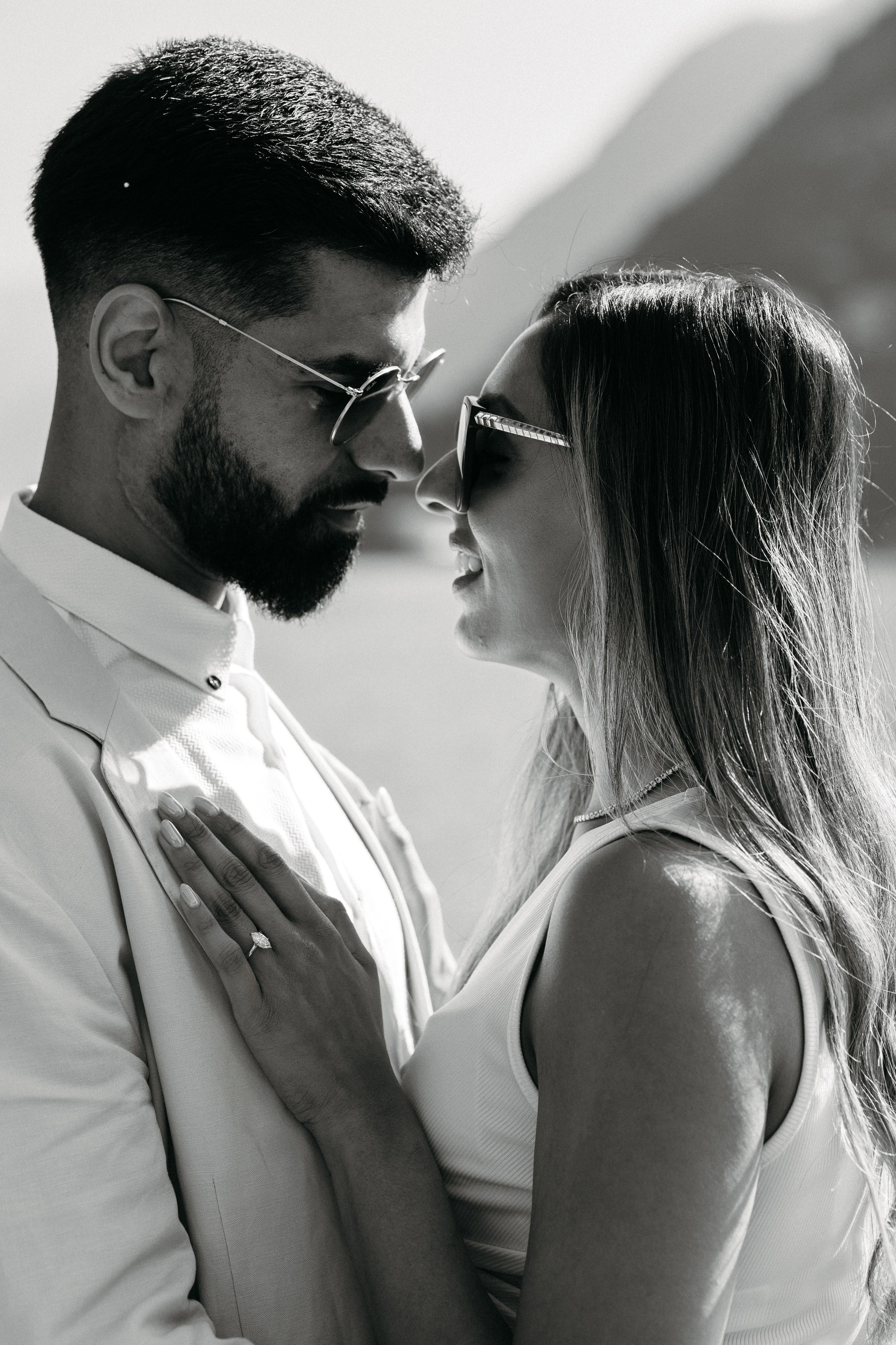 She said yes 💍. Wedding photographer in Italy