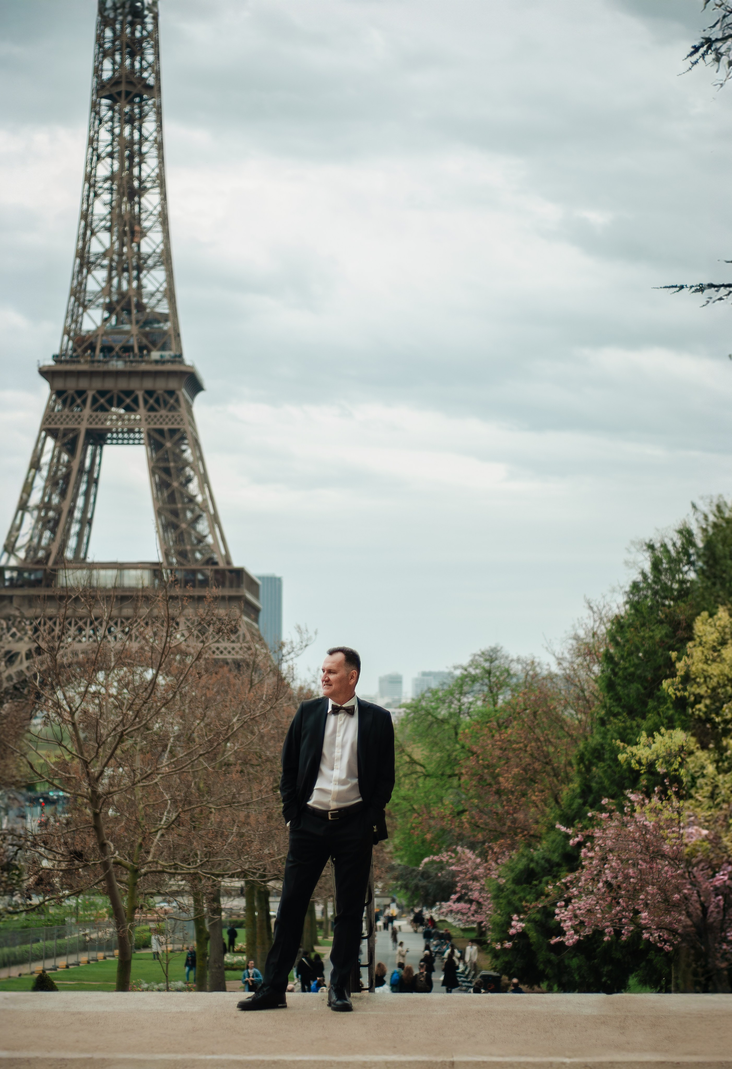 Wedding anniversary photoshoot. Paris photographer — Polina Osipova