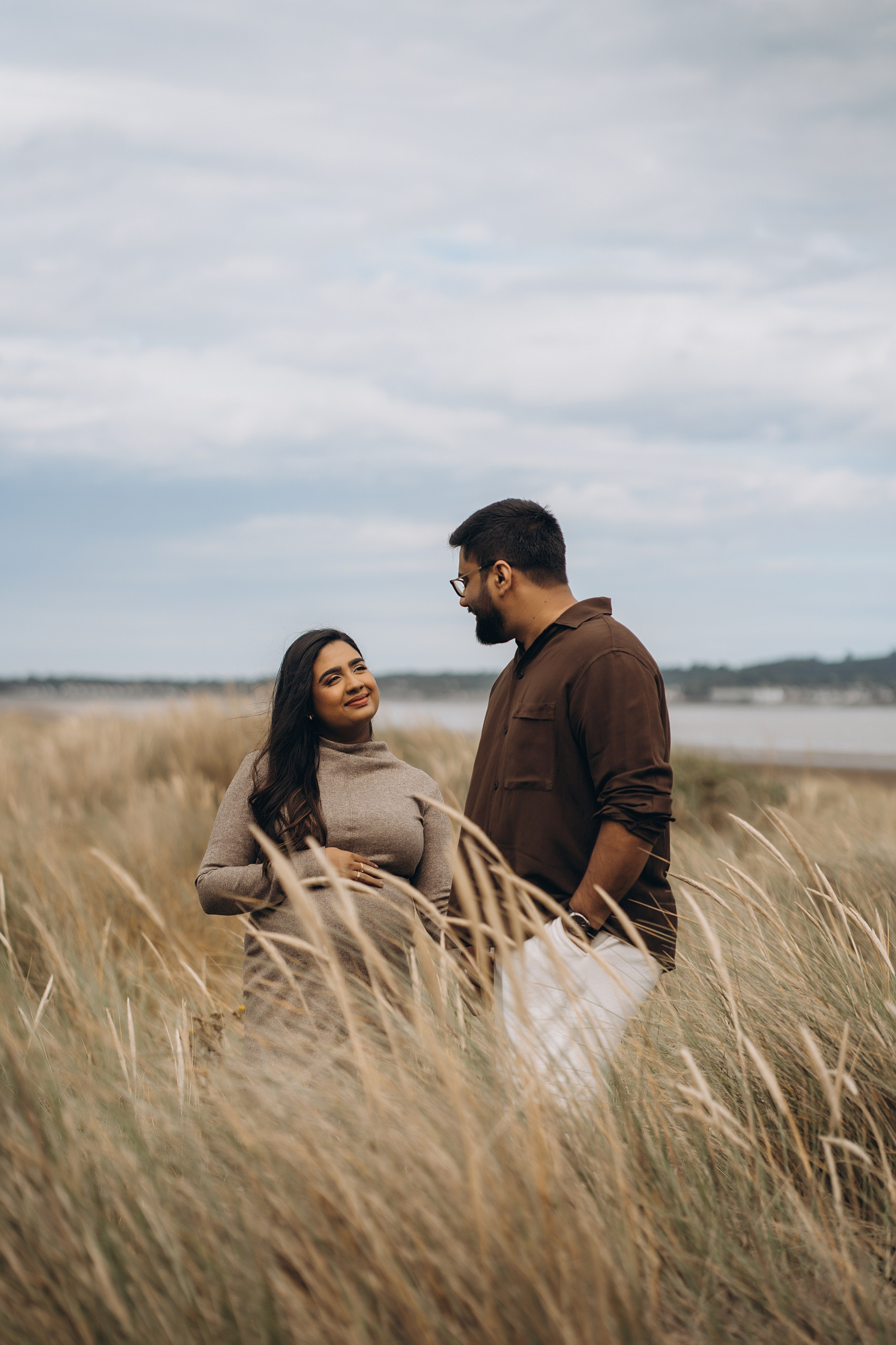 Meera: Bull island. Maternity/Love story/Wedding photographer