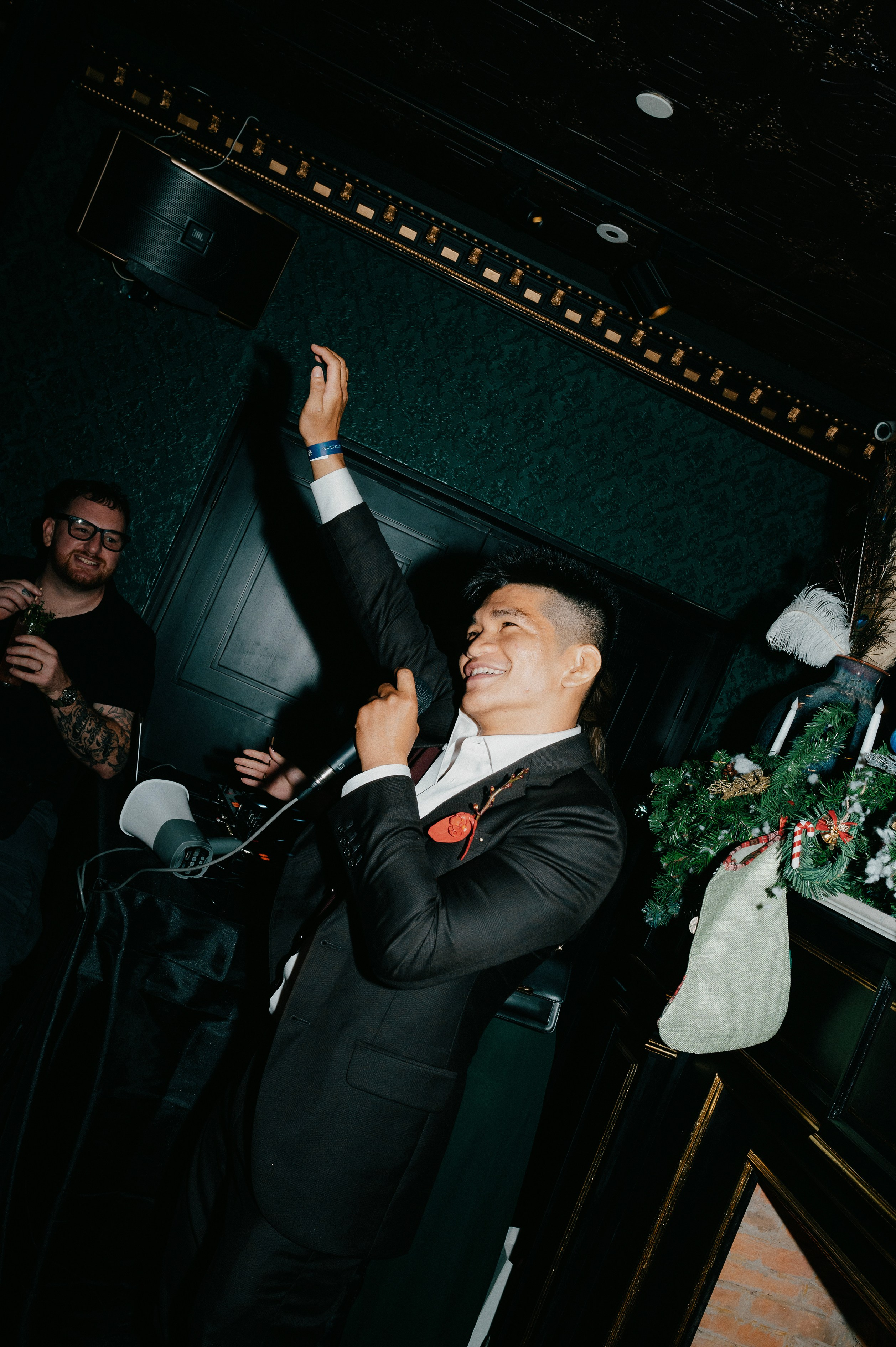 HIEP & TRINH / After wedding. Nhiếp ảnh gia đám cưới hàng đầu tại Thành Phố Hồ Chí Minh