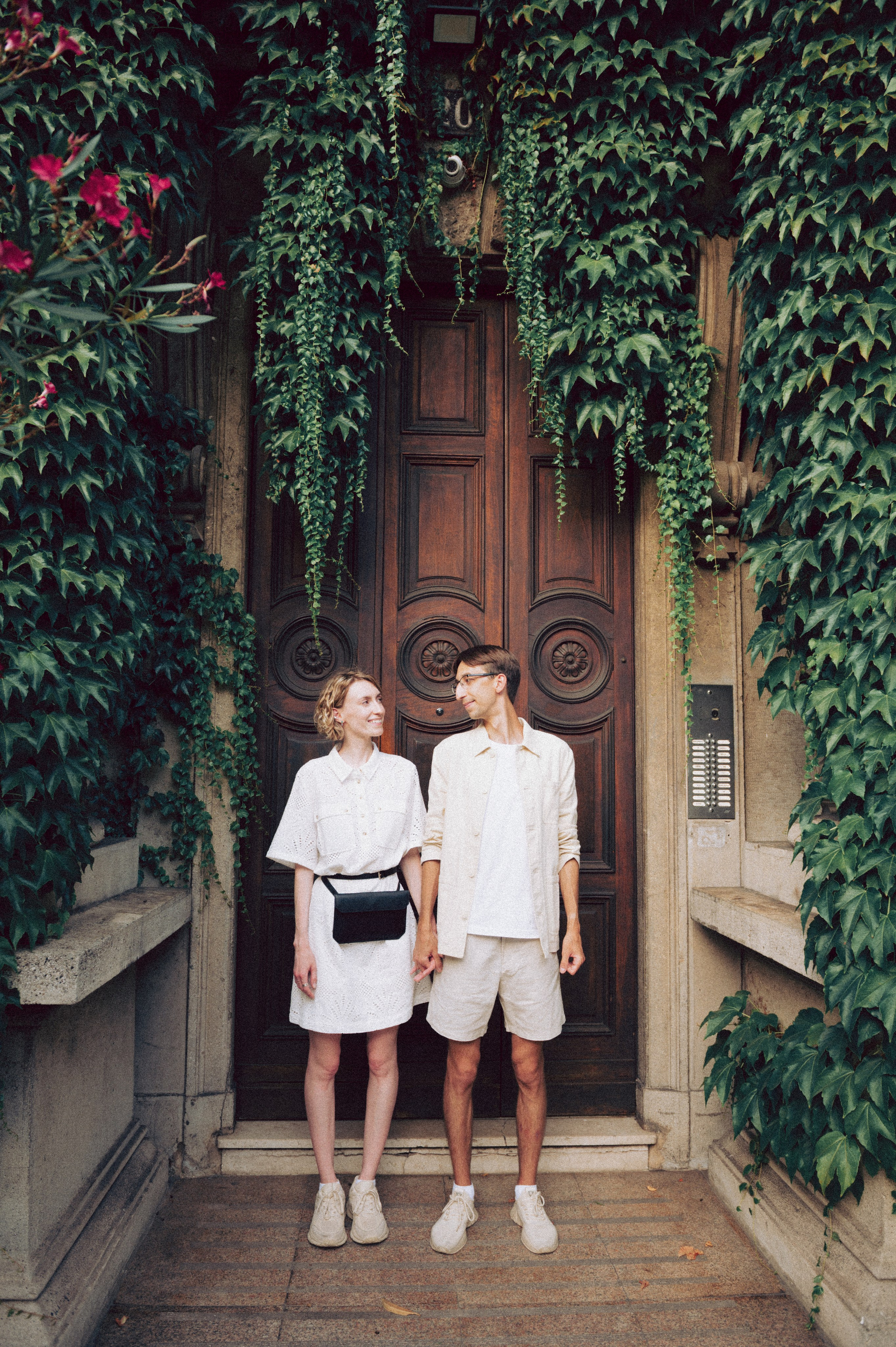 Summer love story in Milan. AnaMilanoFoto | Couple & Wedding Photographer in Milan