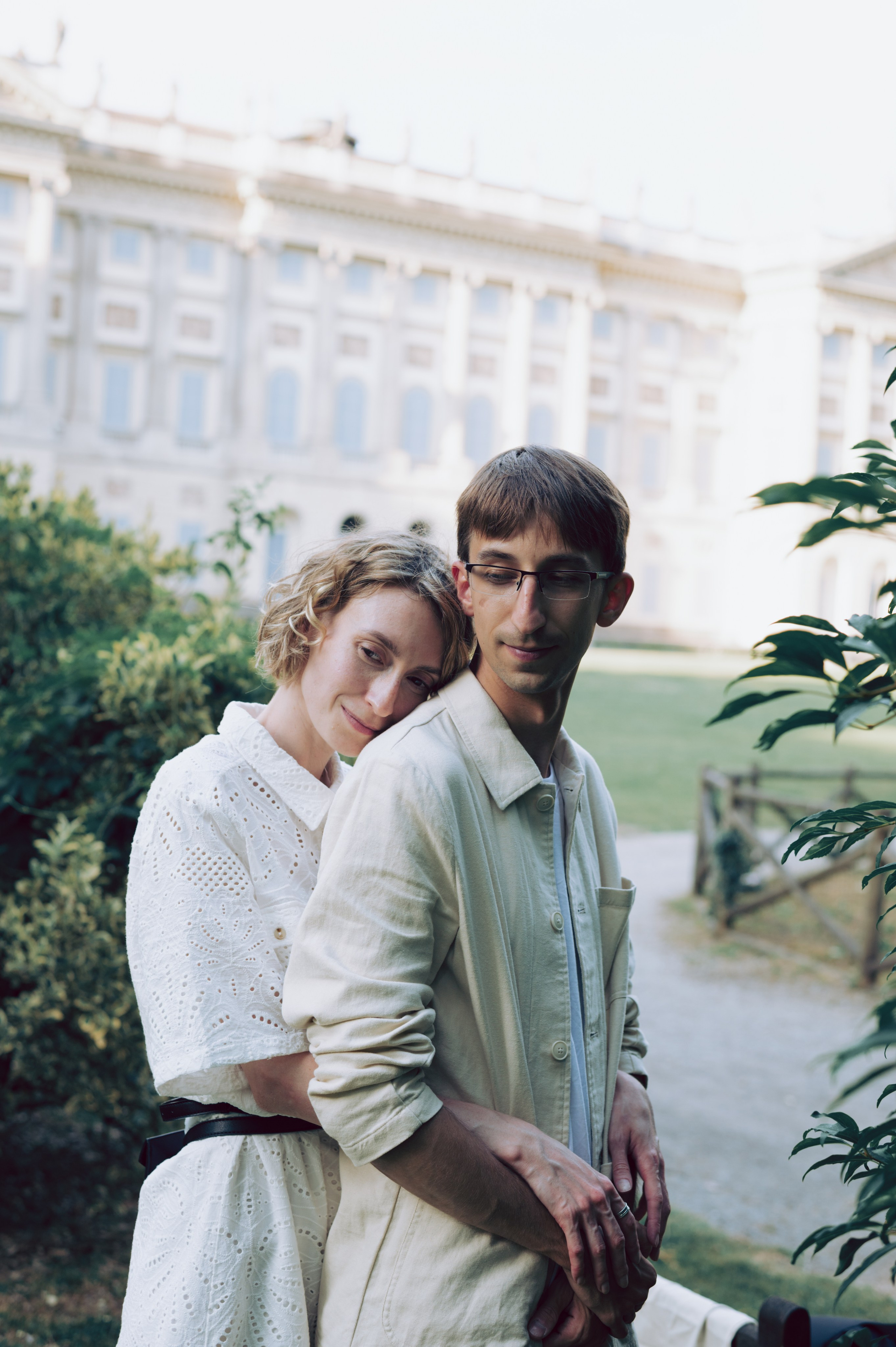 Summer love story in Milan. AnaMilanoFoto | Couple & Wedding Photographer in Milan
