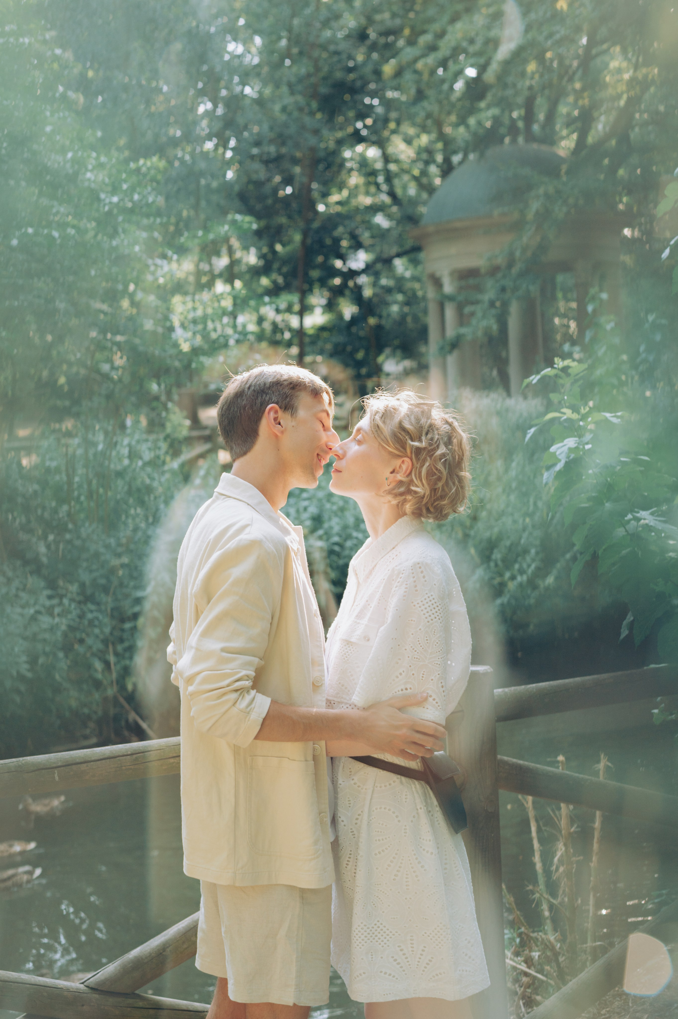 Summer love story in Milan. AnaMilanoFoto | Couple & Wedding Photographer in Milan