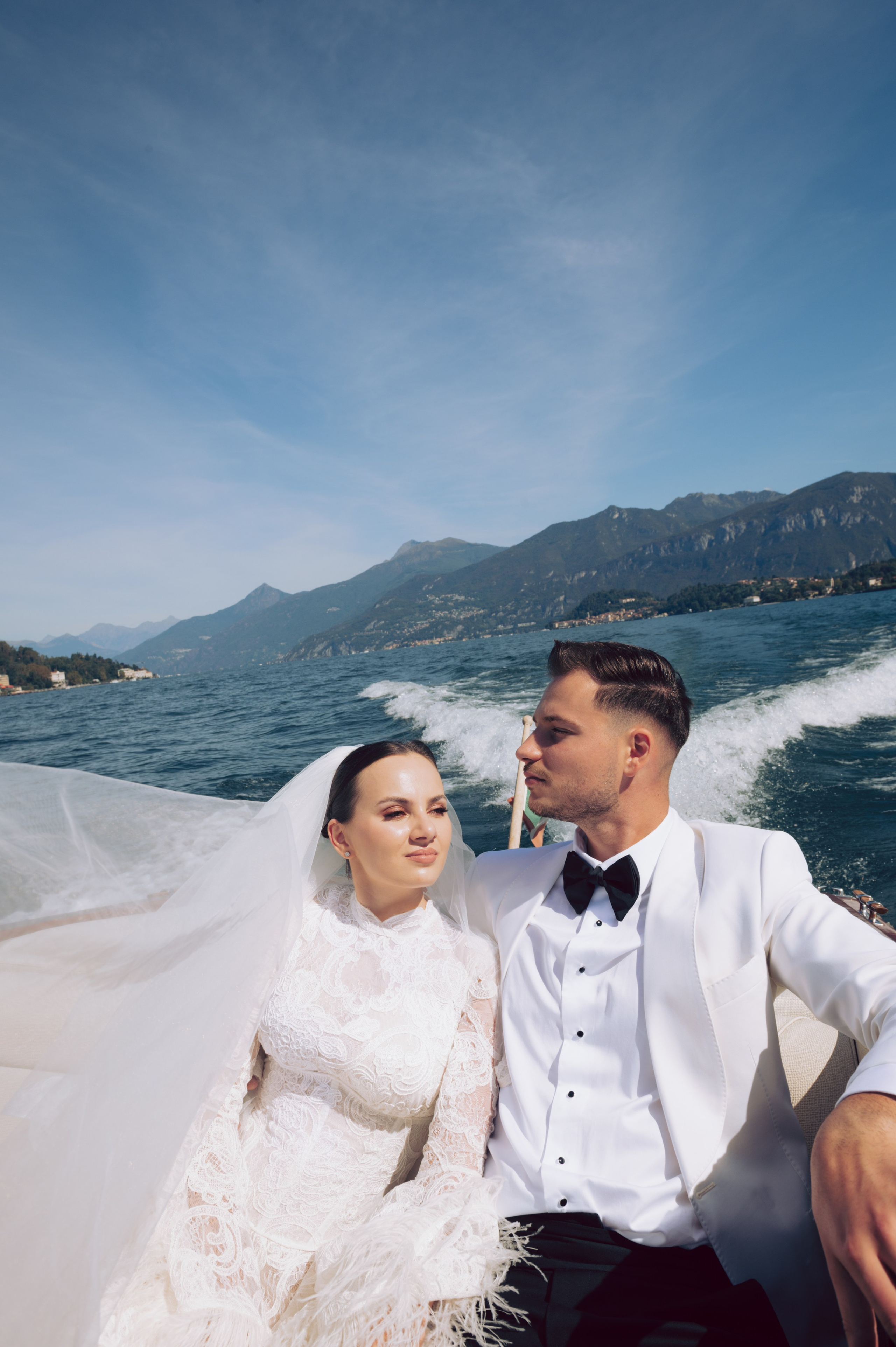 Wedding shoot at villa Melzi. AnaMilanoFoto | Couple & Wedding Photographer in Milan