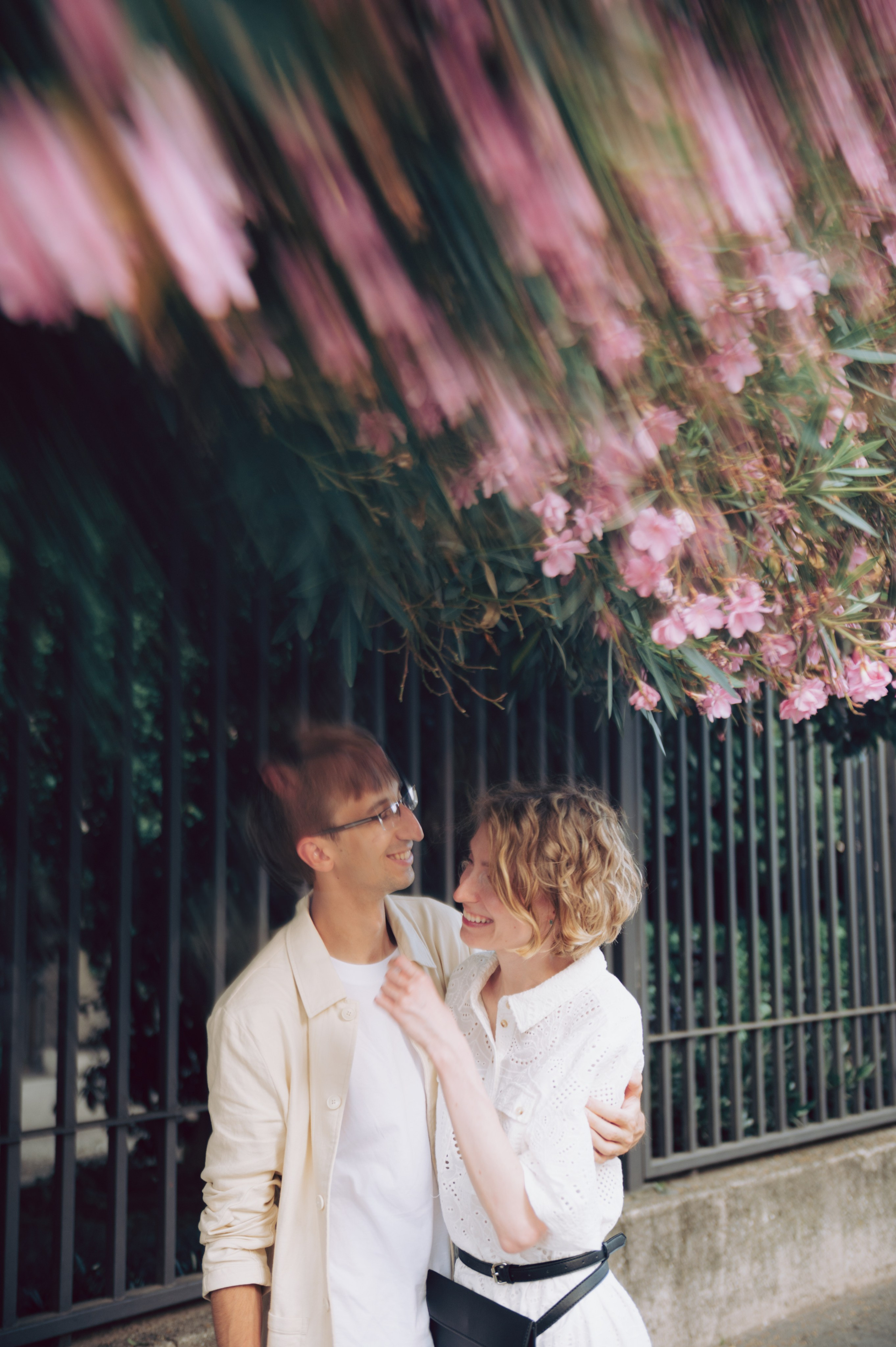 Summer love story in Milan. AnaMilanoFoto | Couple & Wedding Photographer in Milan