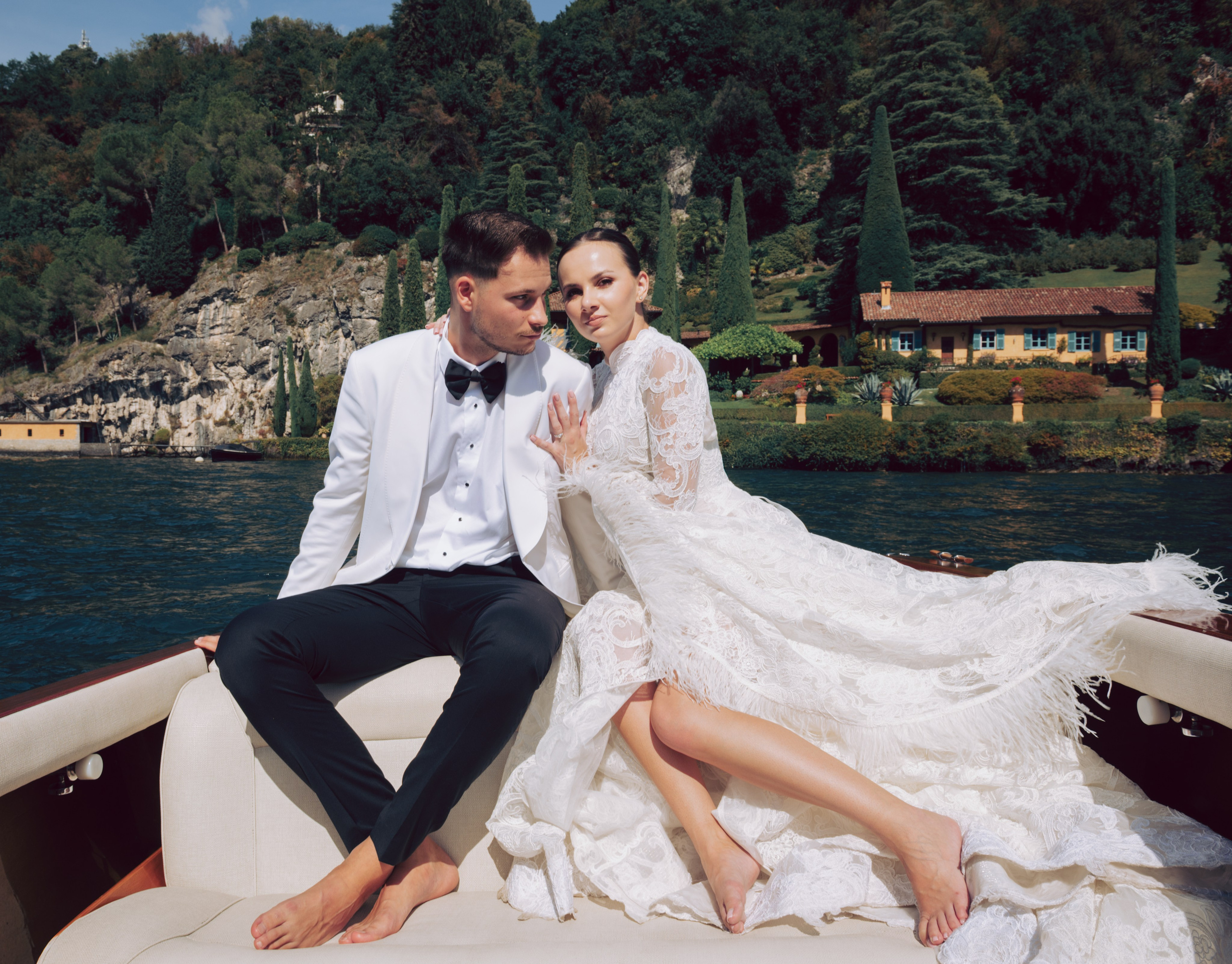 Wedding shoot at villa Melzi. AnaMilanoFoto | Couple & Wedding Photographer in Milan